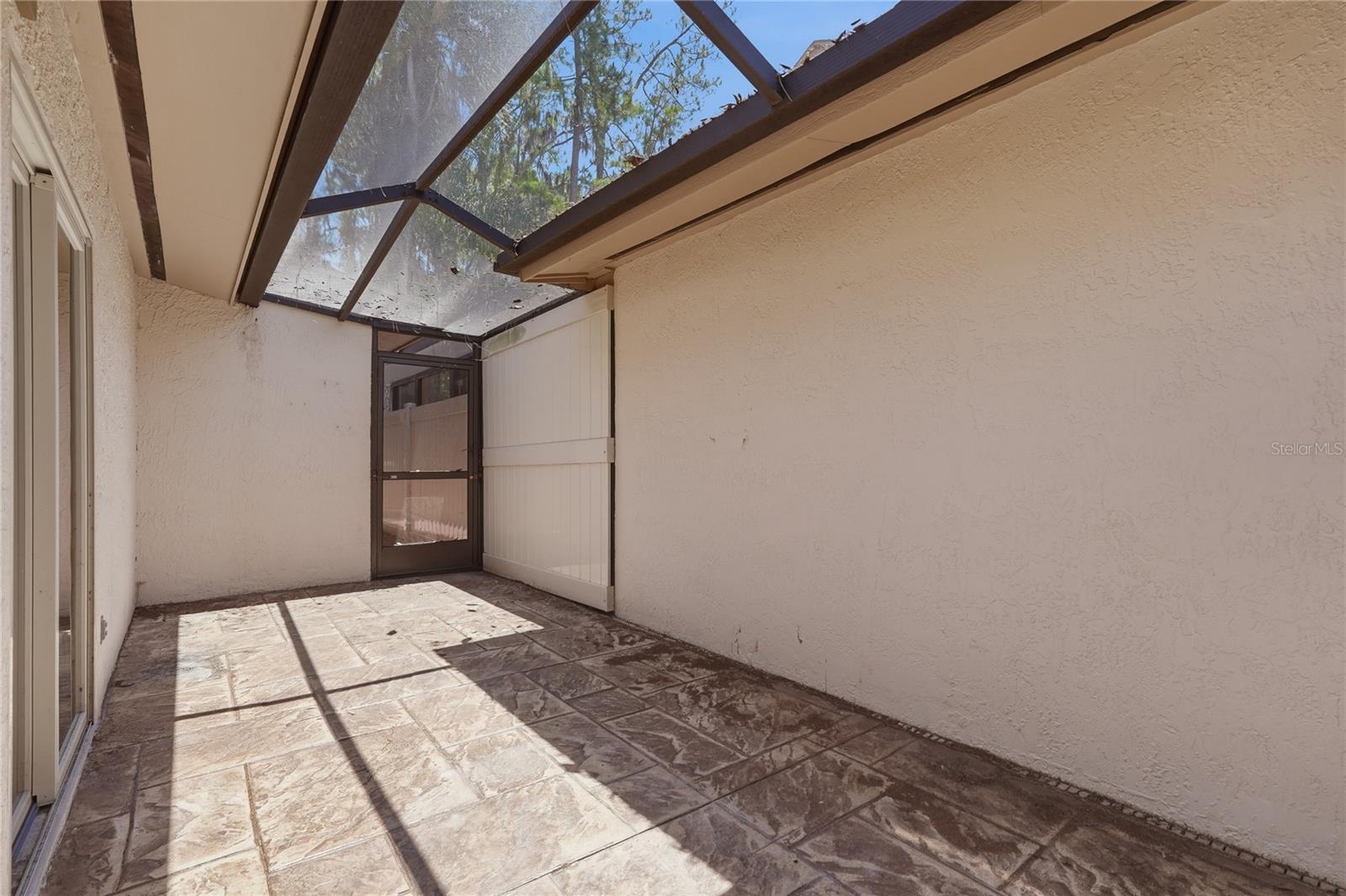 Image 36 of 48 For 3071 Bolt Drive