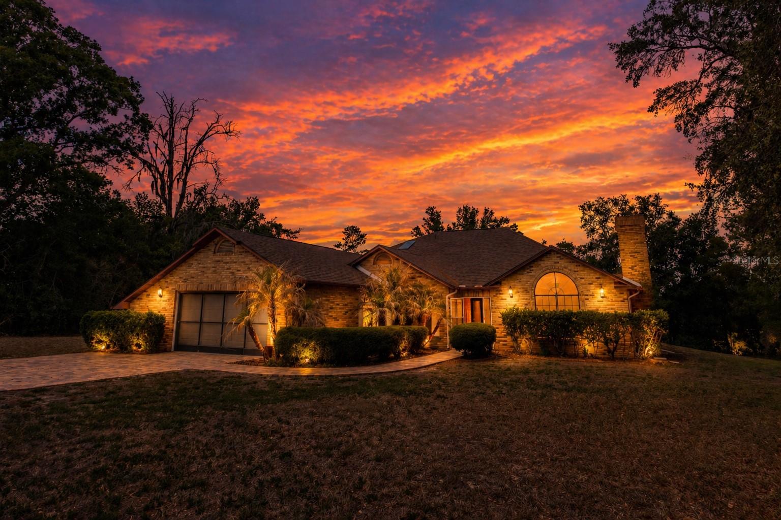 Image 2 of 52 For 14692 Linden Drive