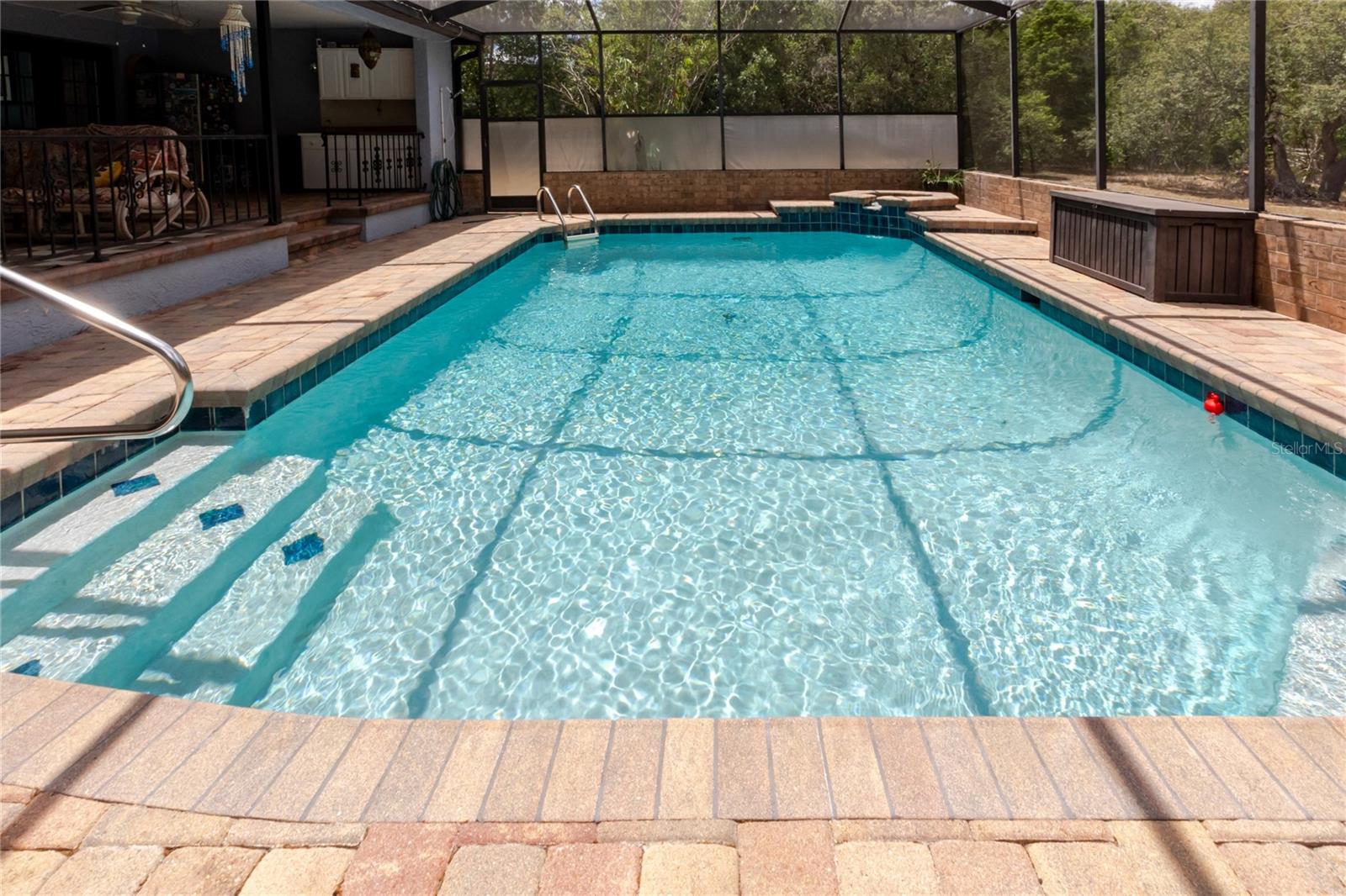Image 40 of 52 For 14692 Linden Drive
