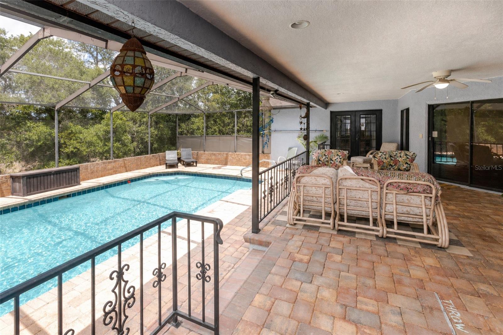 Image 42 of 52 For 14692 Linden Drive