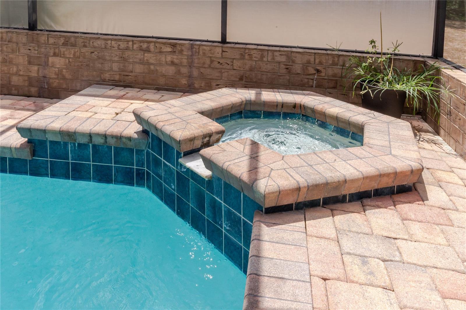 Image 44 of 52 For 14692 Linden Drive