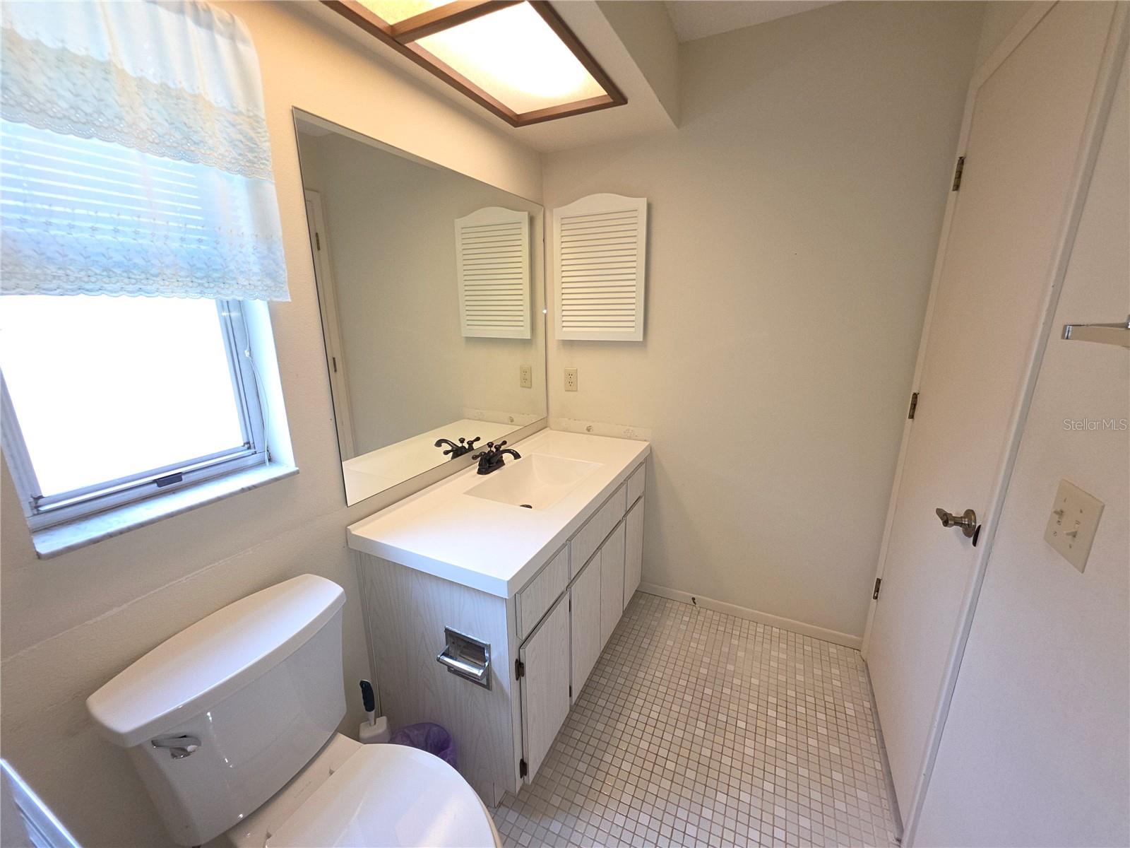 Image 11 of 23 For 6264 Darien Way