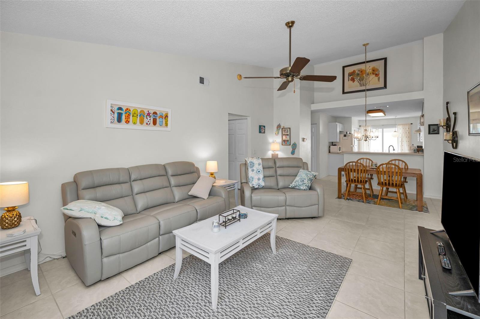 Image 26 of 73 For 7837 Hardwick Drive 327