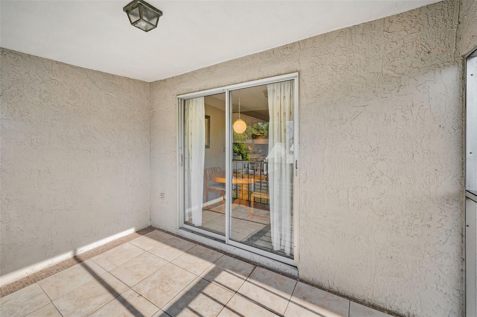 Image 28 of 73 For 7837 Hardwick Drive 327
