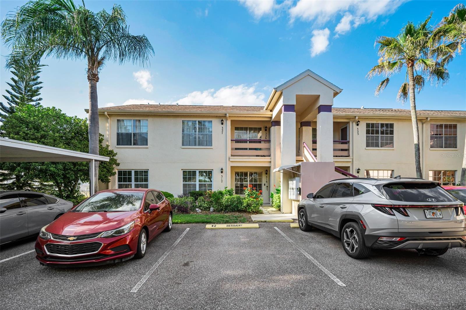Image 33 of 73 For 7837 Hardwick Drive 327