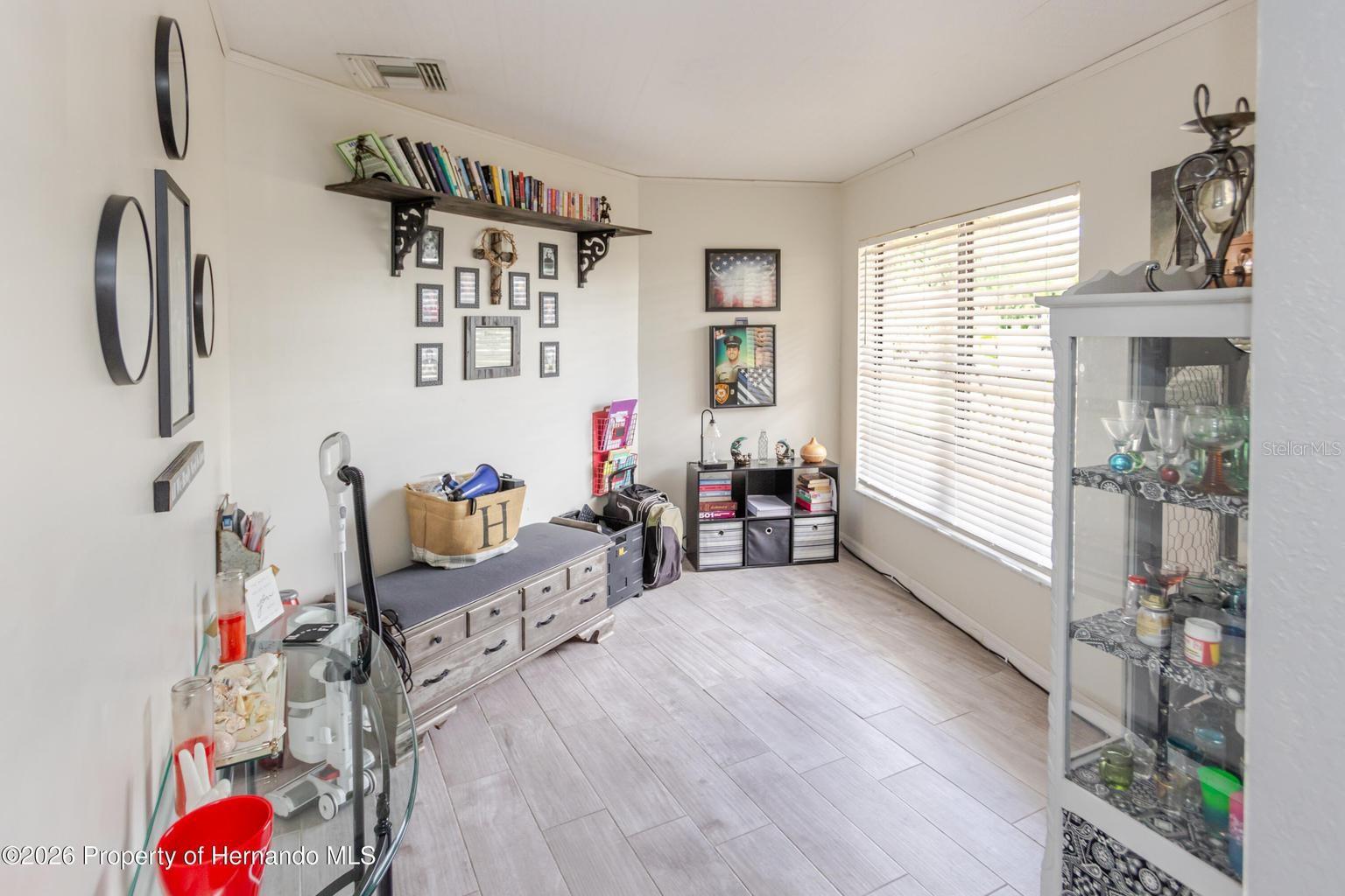 Image 6 of 43 For 9027 Bonnet Way