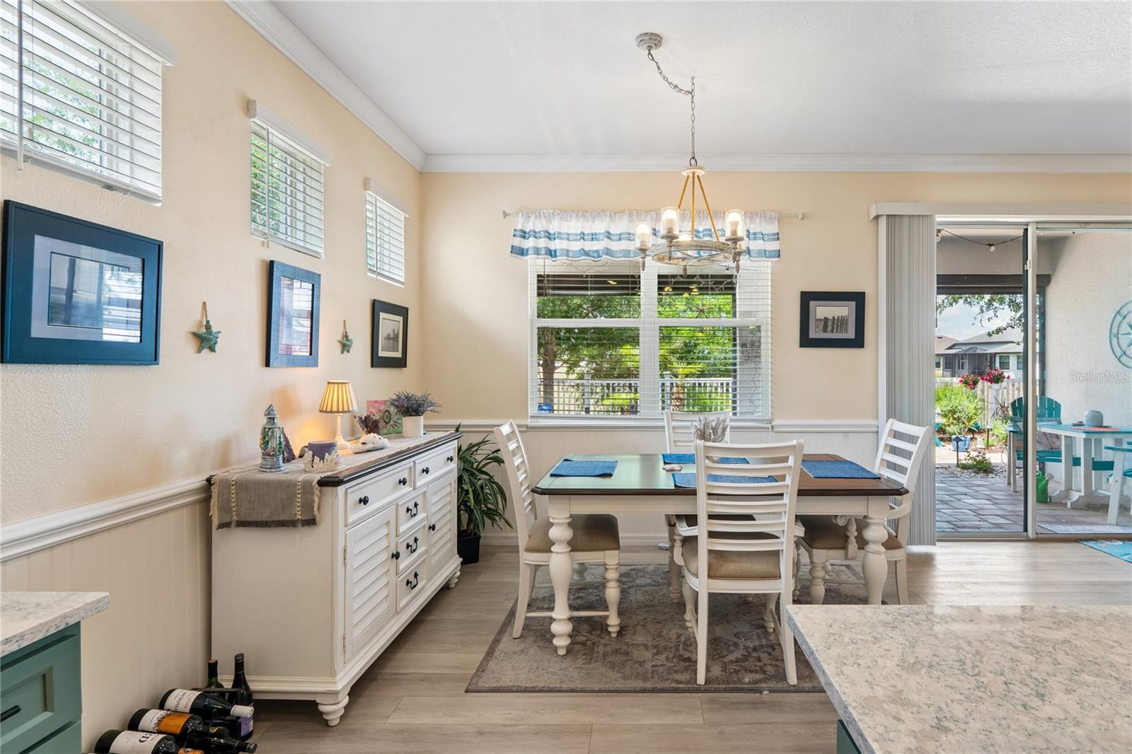 Image 14 of 64 For 13605 Paddington Way