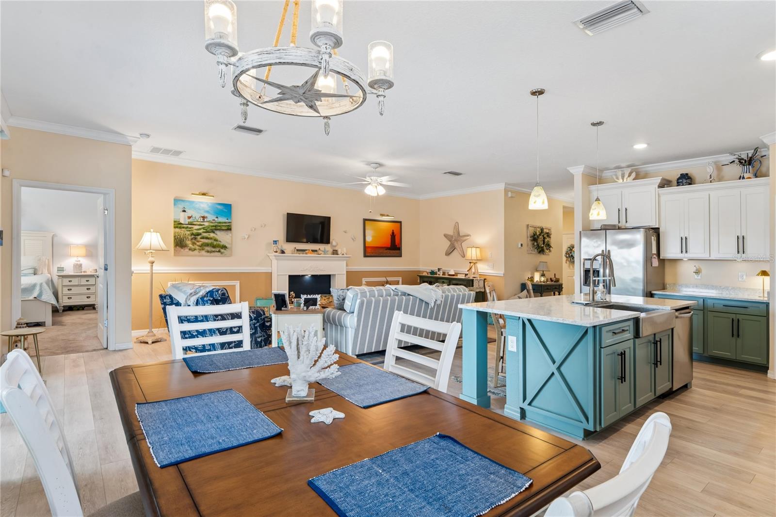 Image 17 of 64 For 13605 Paddington Way