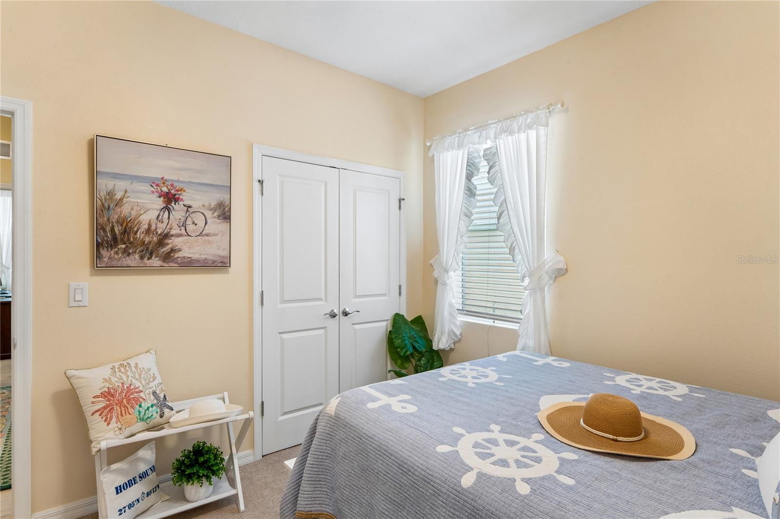 Image 33 of 64 For 13605 Paddington Way