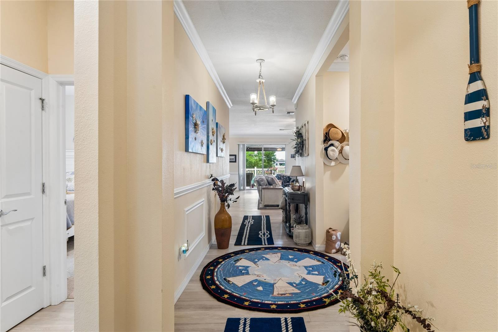 Image 5 of 64 For 13605 Paddington Way