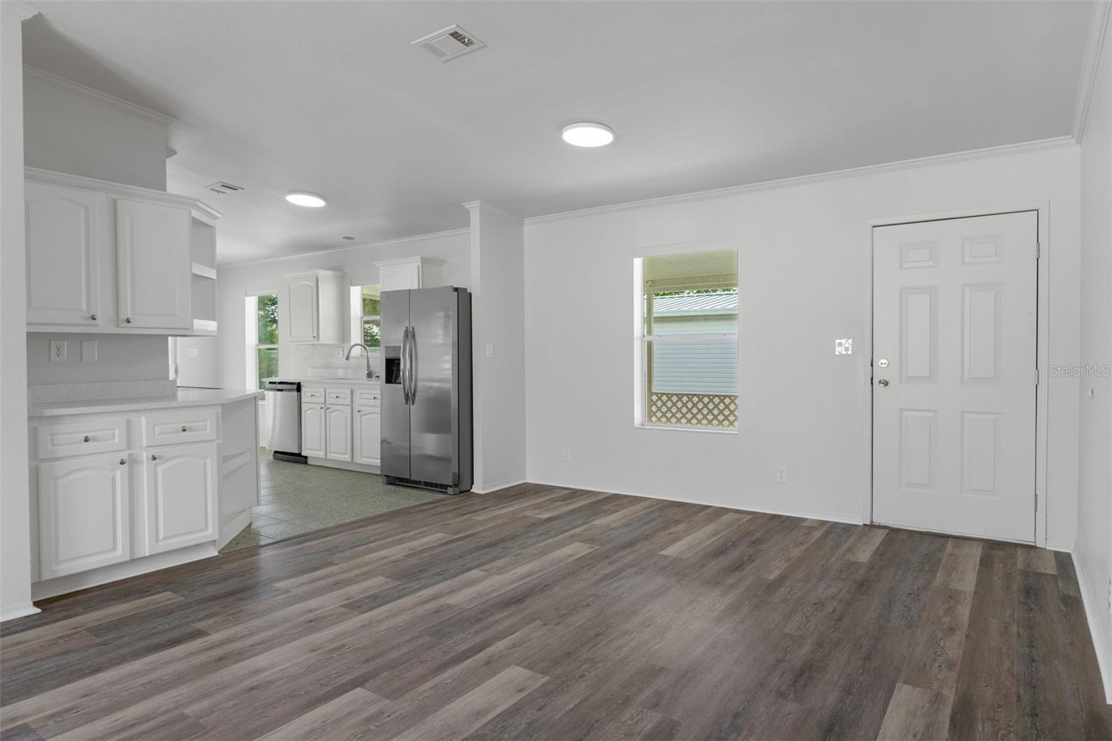 Image 12 of 52 For 9457 Scepter Avenue