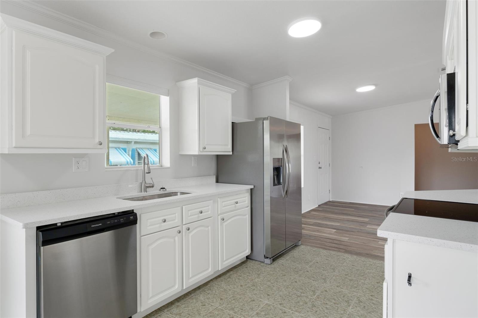 Image 15 of 52 For 9457 Scepter Avenue