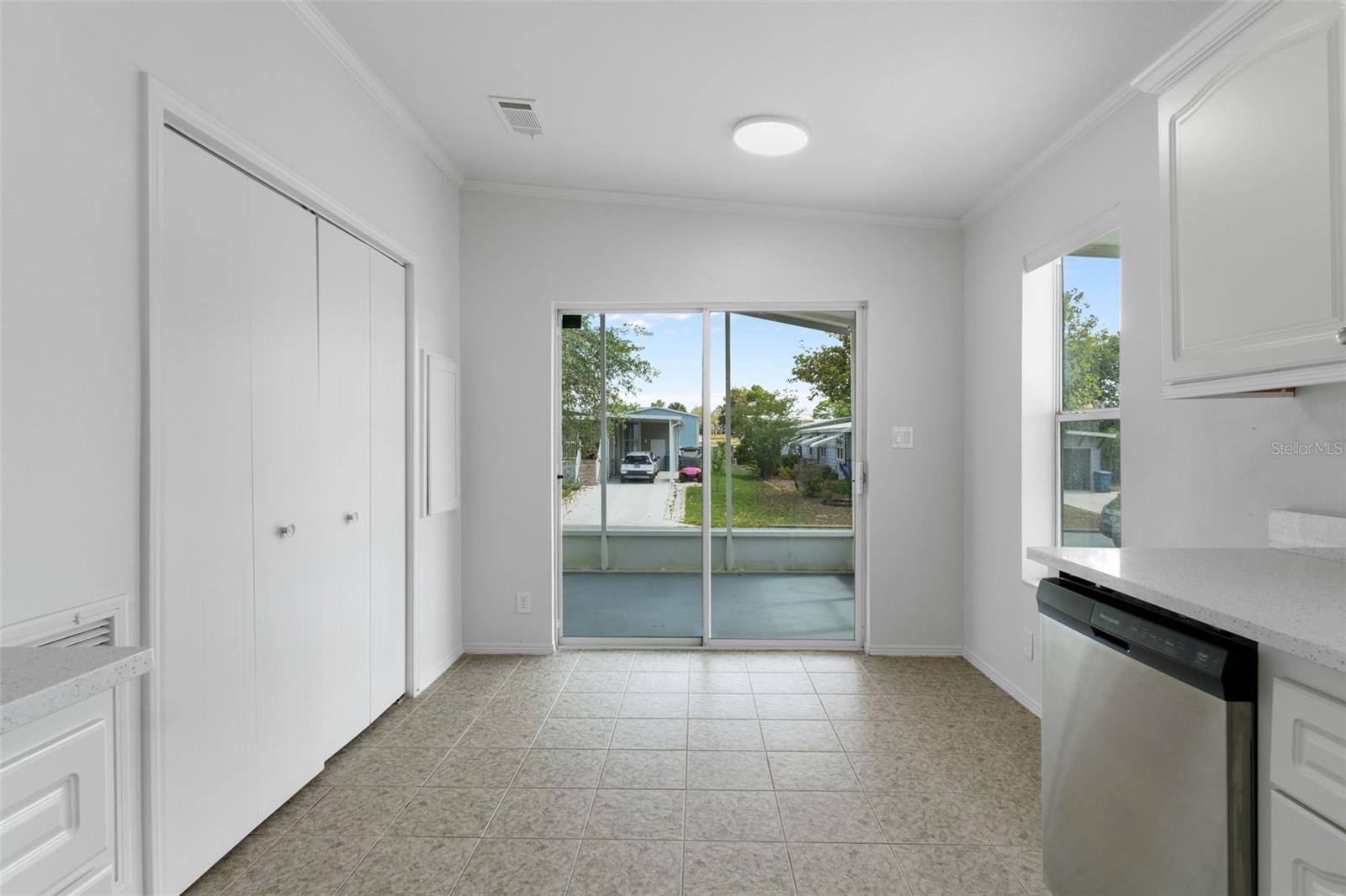 Image 16 of 52 For 9457 Scepter Avenue