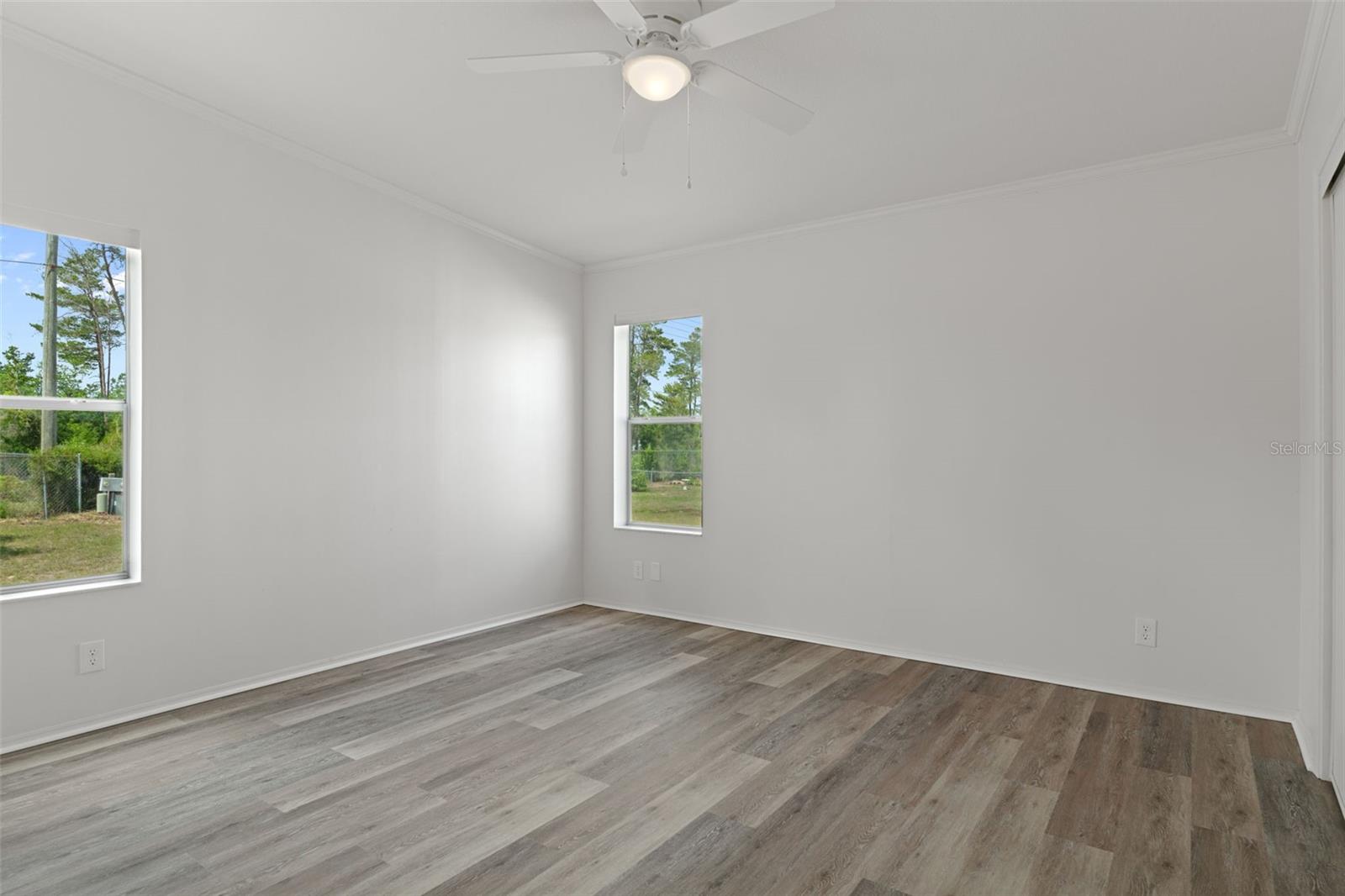 Image 21 of 52 For 9457 Scepter Avenue