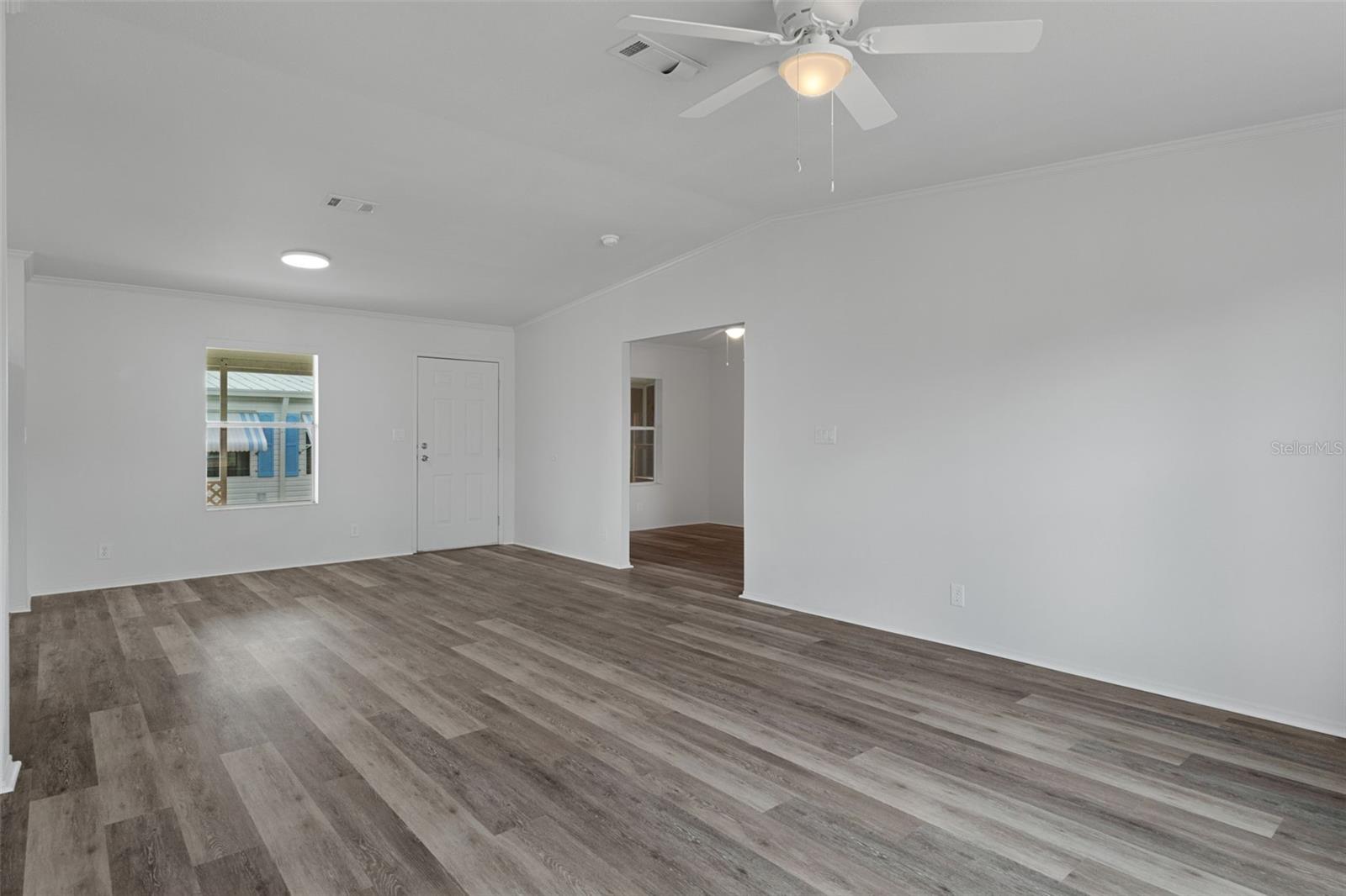 Image 9 of 52 For 9457 Scepter Avenue