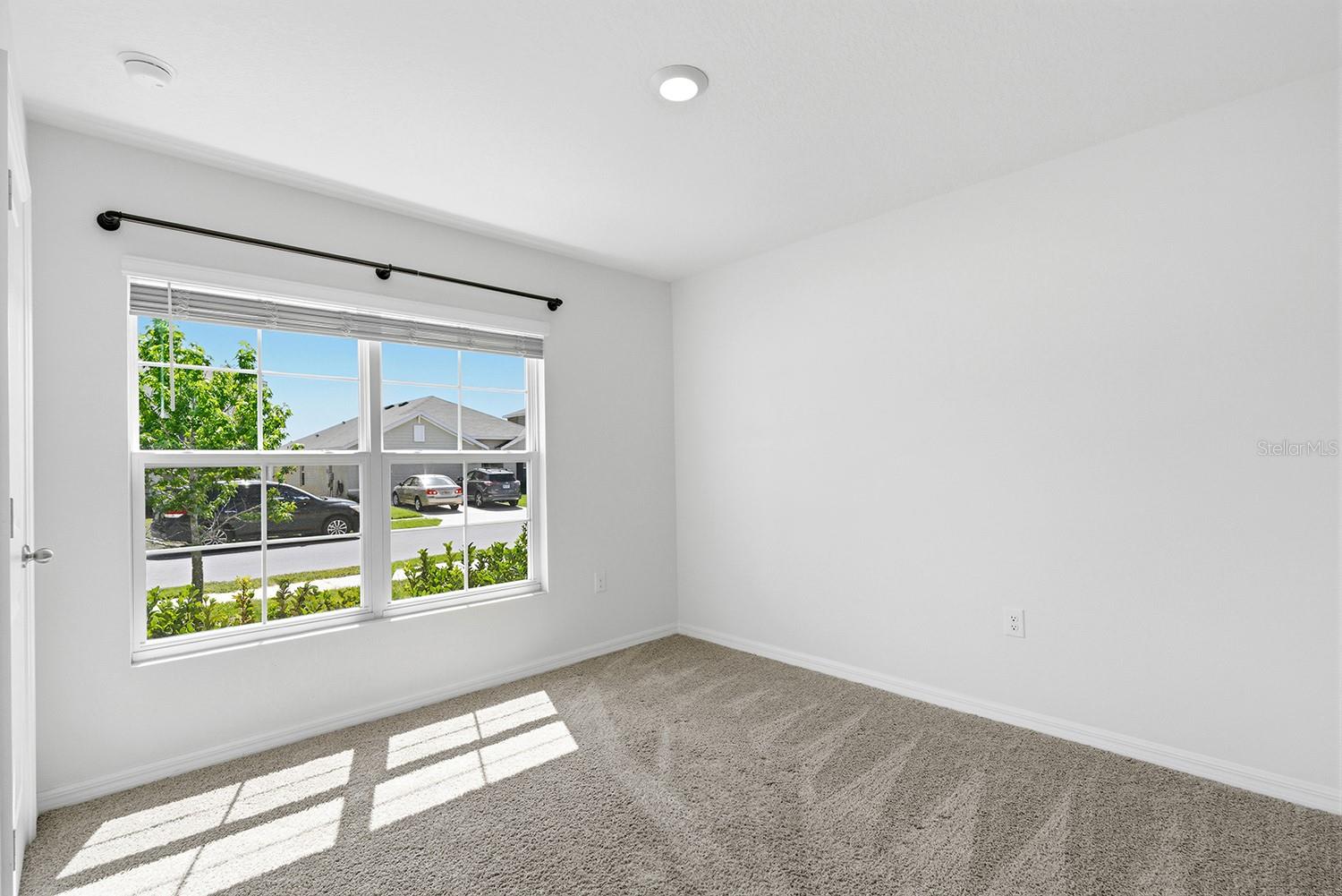 Image 11 of 62 For 13196 Golden Lime Avenue