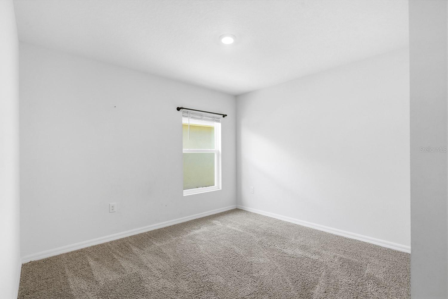 Image 14 of 62 For 13196 Golden Lime Avenue