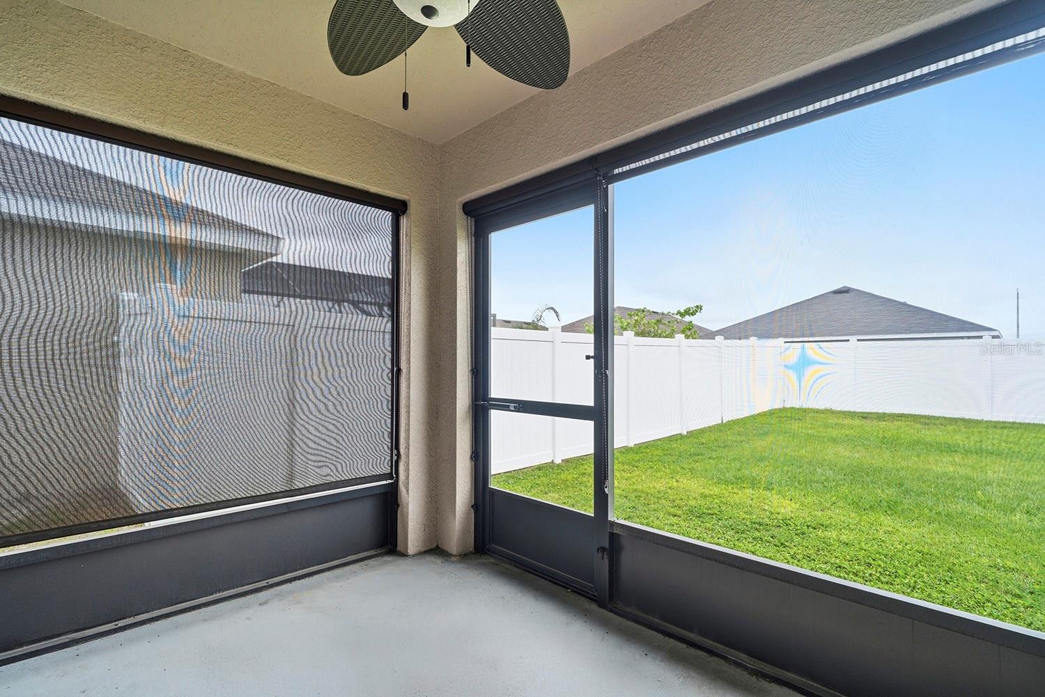 Image 33 of 62 For 13196 Golden Lime Avenue