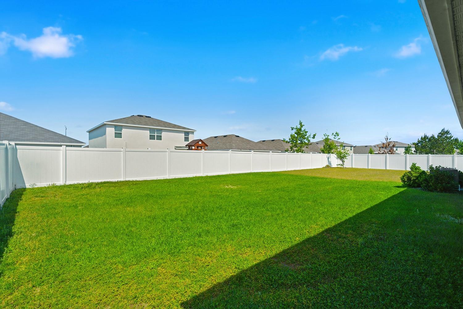 Image 36 of 62 For 13196 Golden Lime Avenue