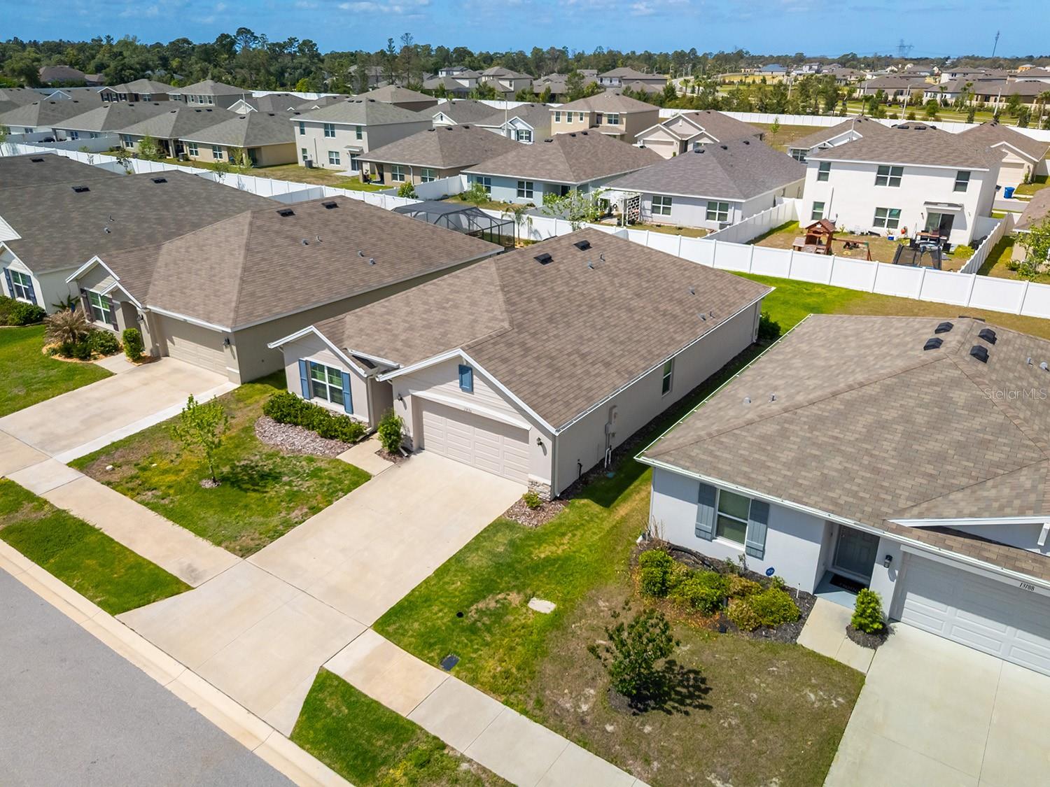 Image 8 of 62 For 13196 Golden Lime Avenue