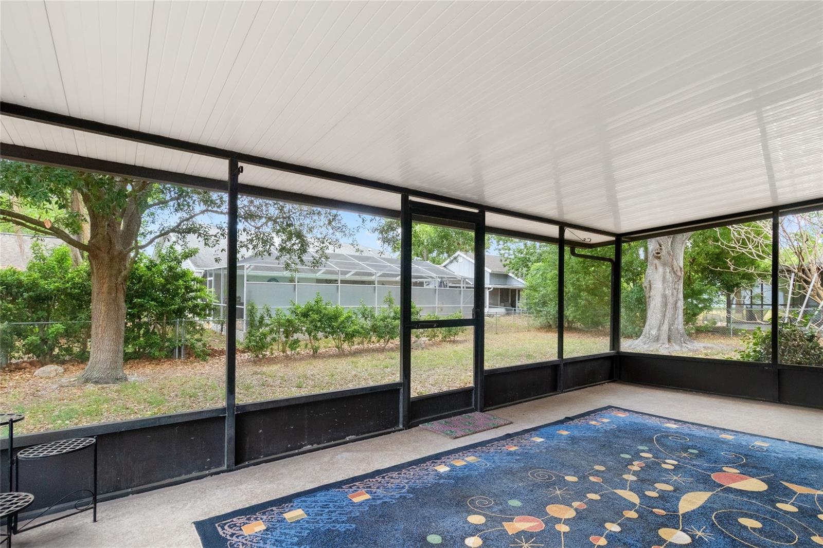 Listing photo id 23 for 8907 Whistler Way