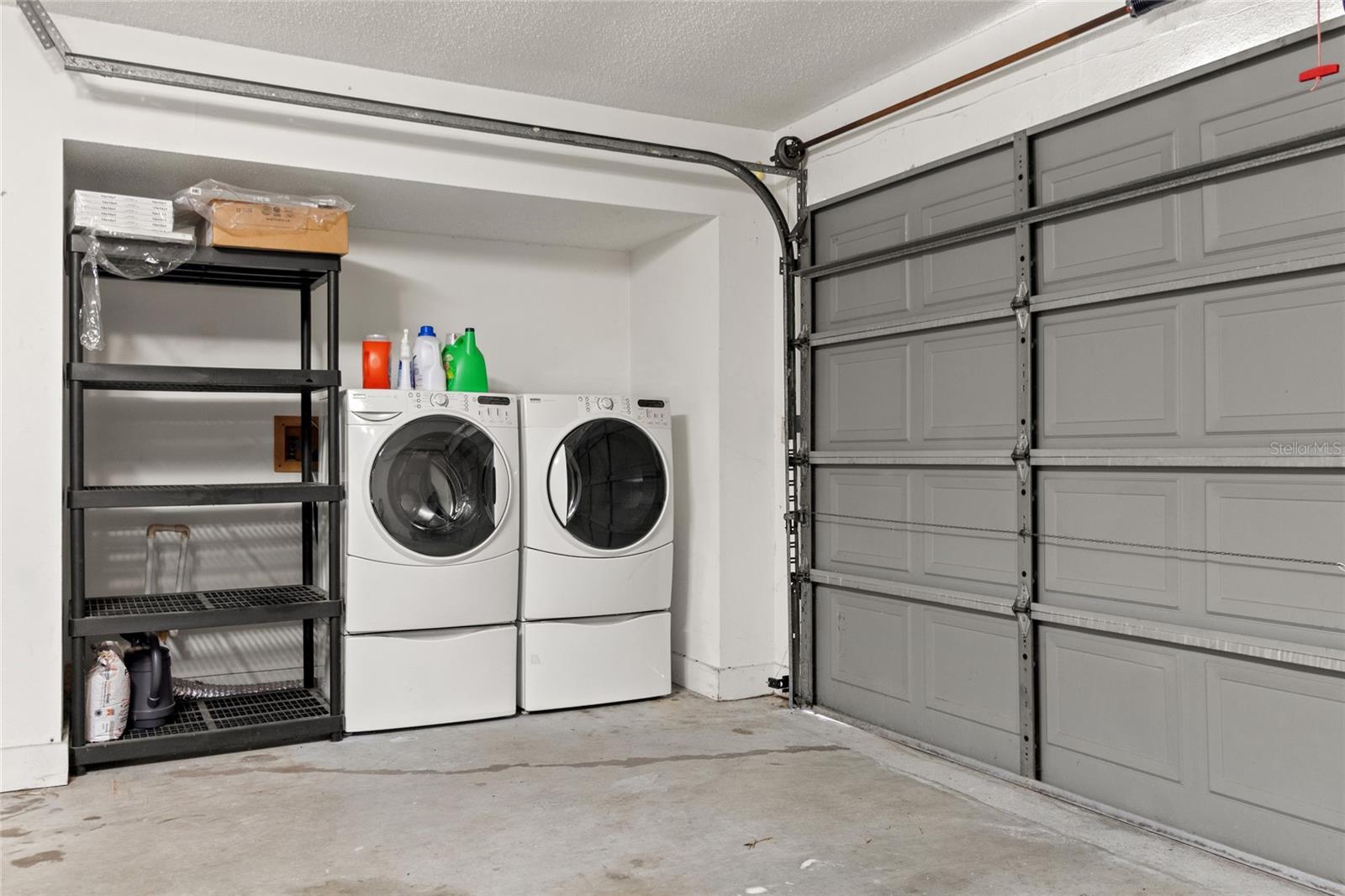 Listing photo id 25 for 8907 Whistler Way
