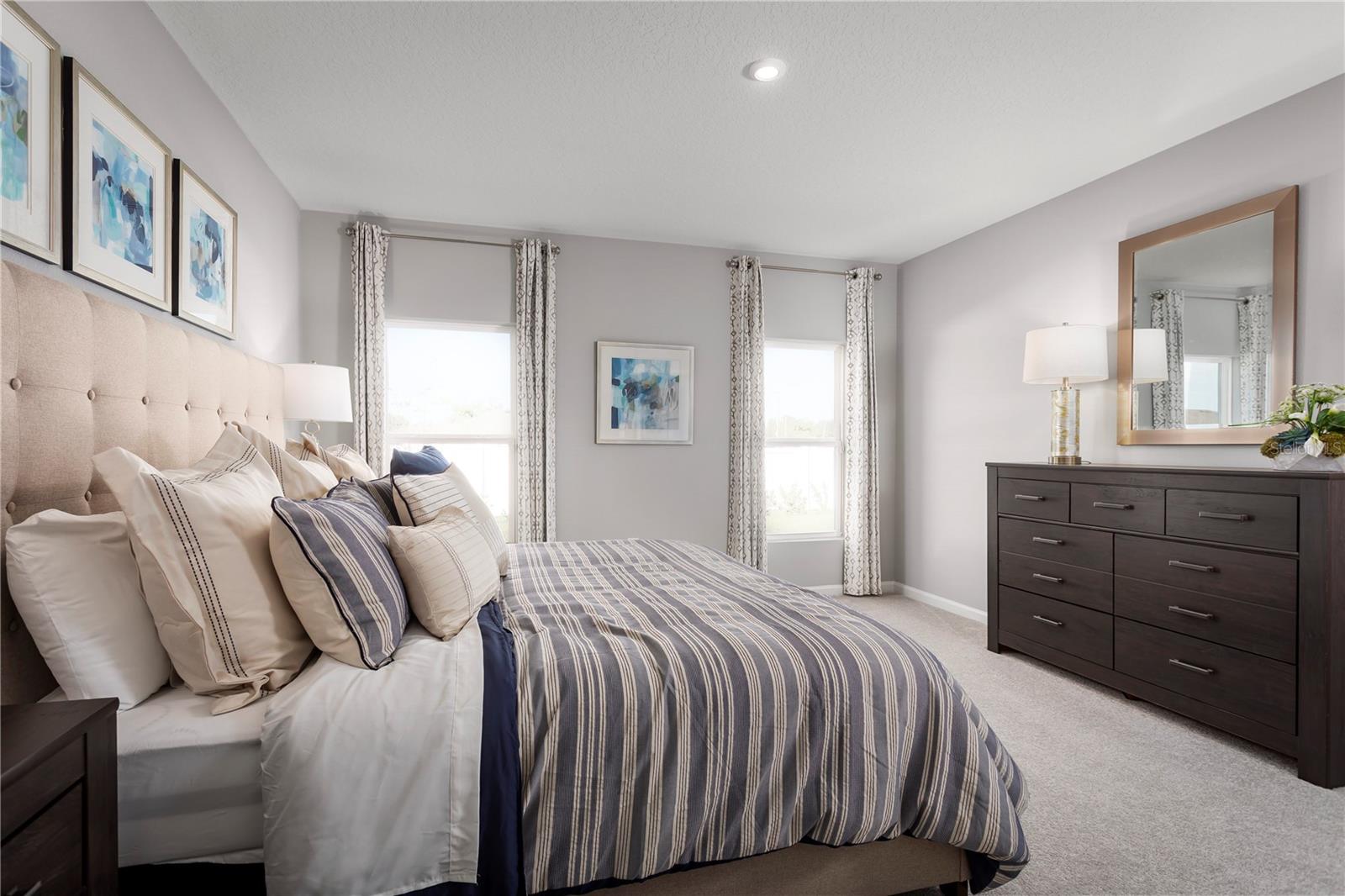 Image 11 of 17 For 545 171st Street E