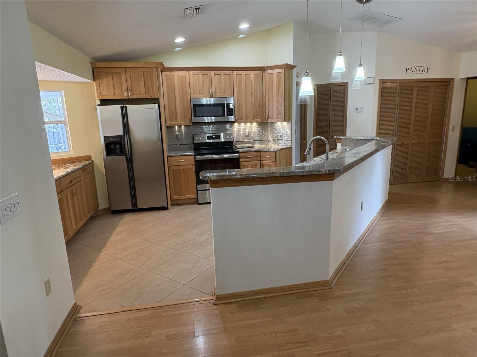 Image 18 of 48 For 5085 Bone Lane