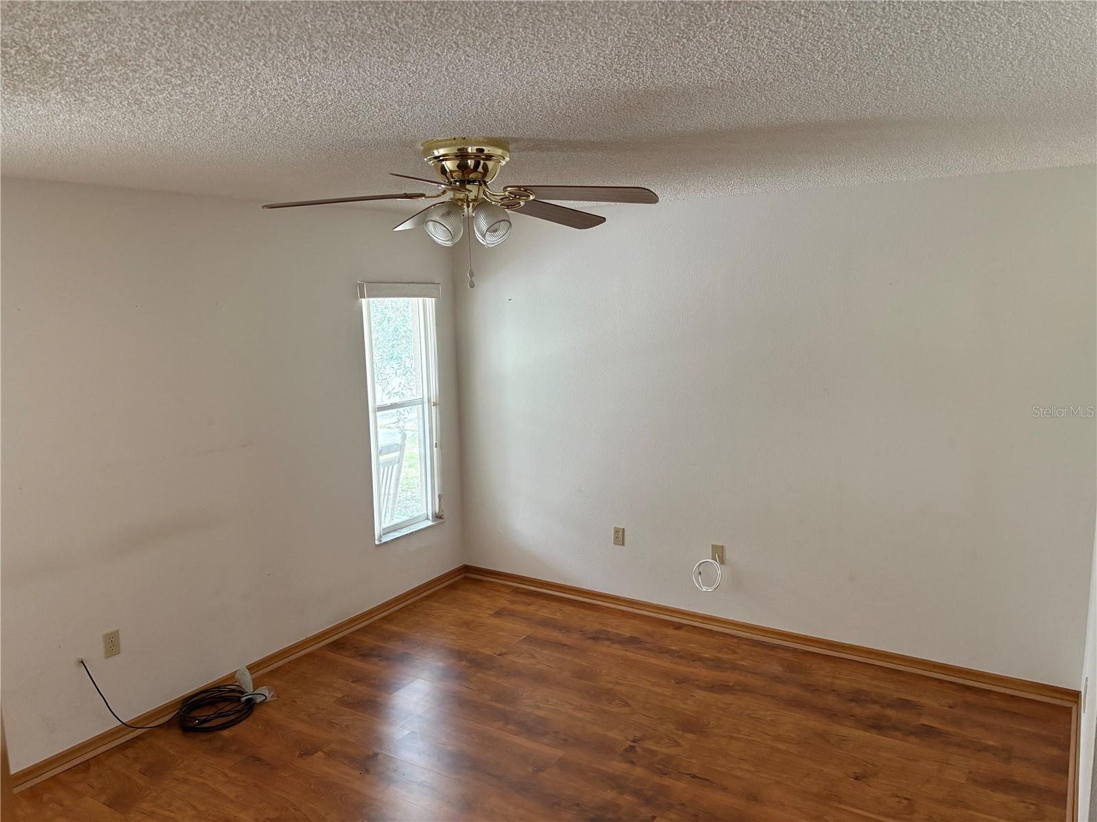 Image 34 of 48 For 5085 Bone Lane