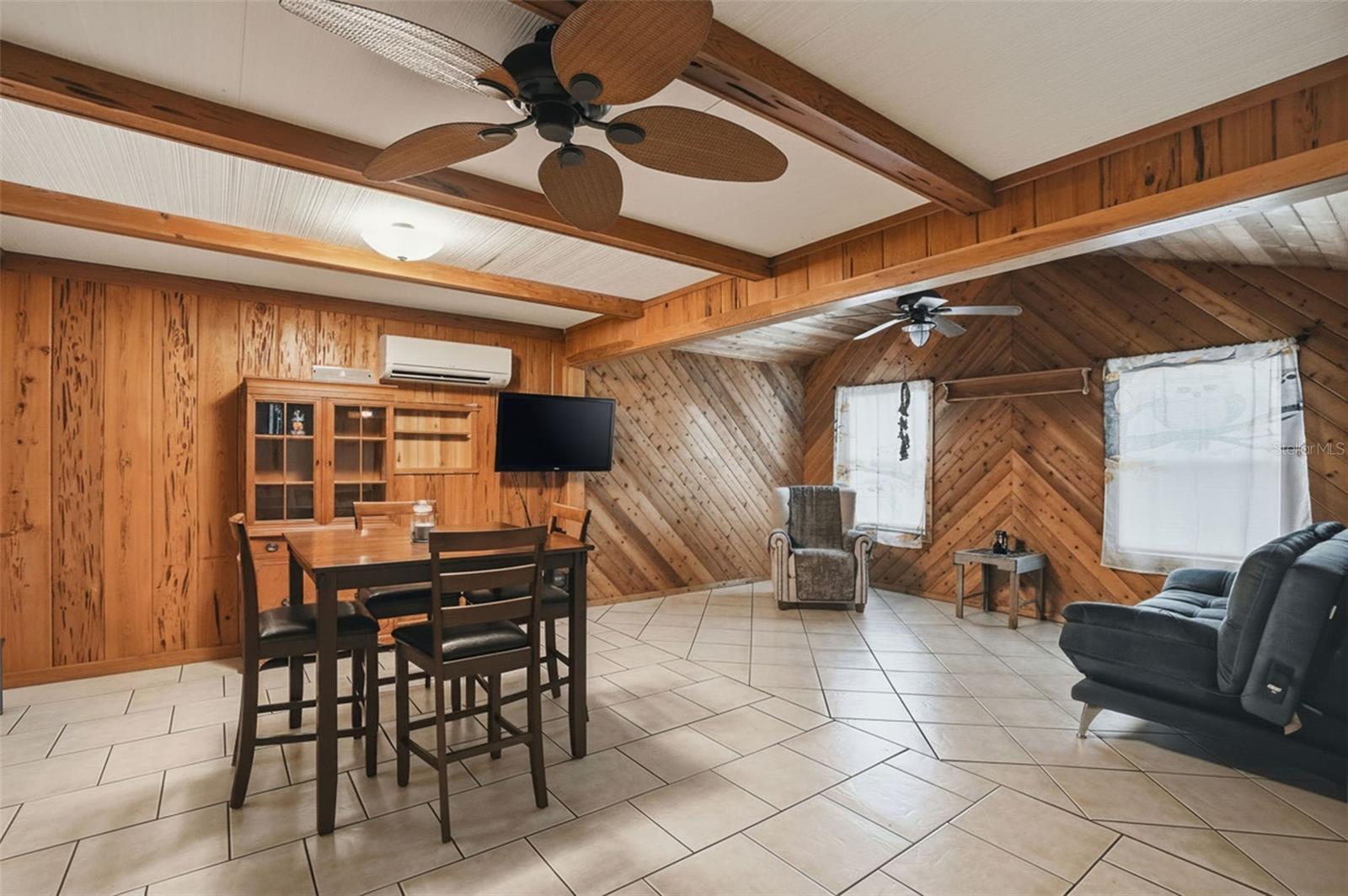 Image 21 of 61 For 14350 191st Street