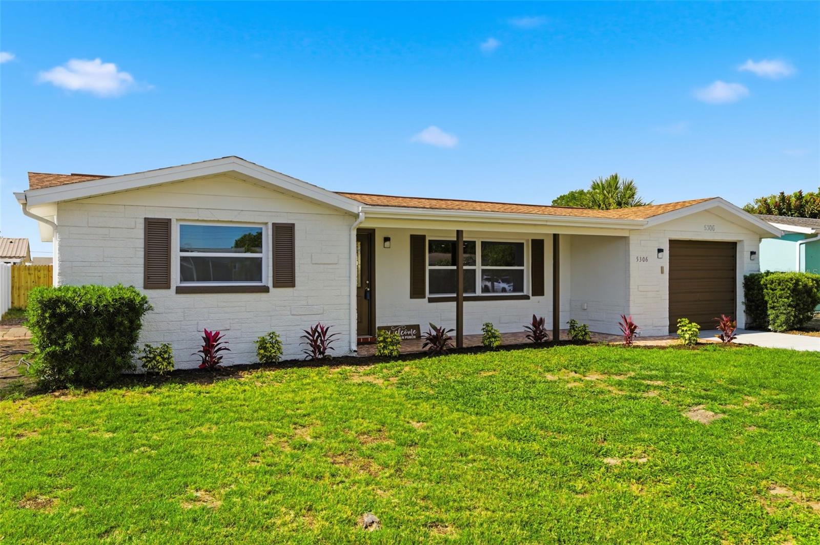 Image 2 of 86 For 5306 Palafox Drive