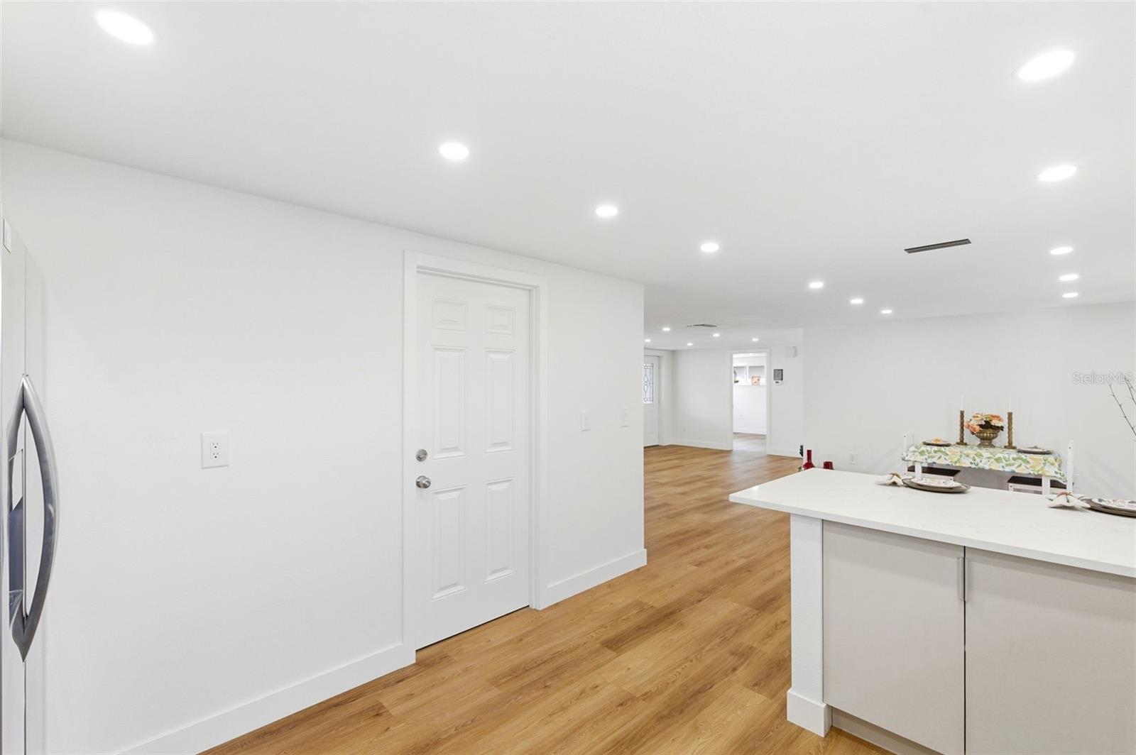 Image 26 of 86 For 5306 Palafox Drive