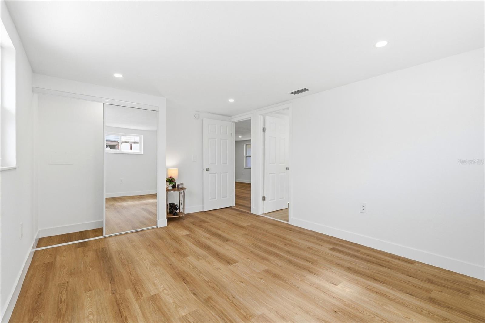 Image 29 of 86 For 5306 Palafox Drive