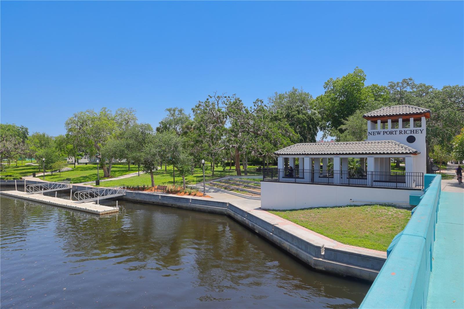 Image 82 of 86 For 5306 Palafox Drive