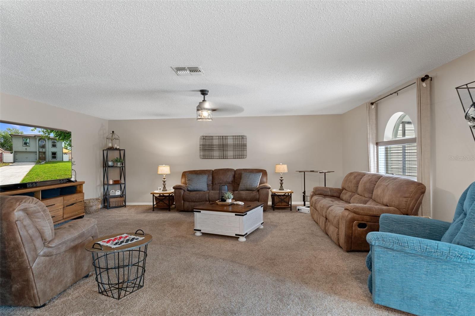 Image 19 of 68 For 2451 Deltona Boulevard