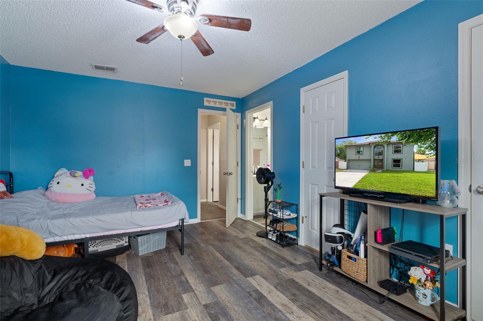 Image 37 of 68 For 2451 Deltona Boulevard