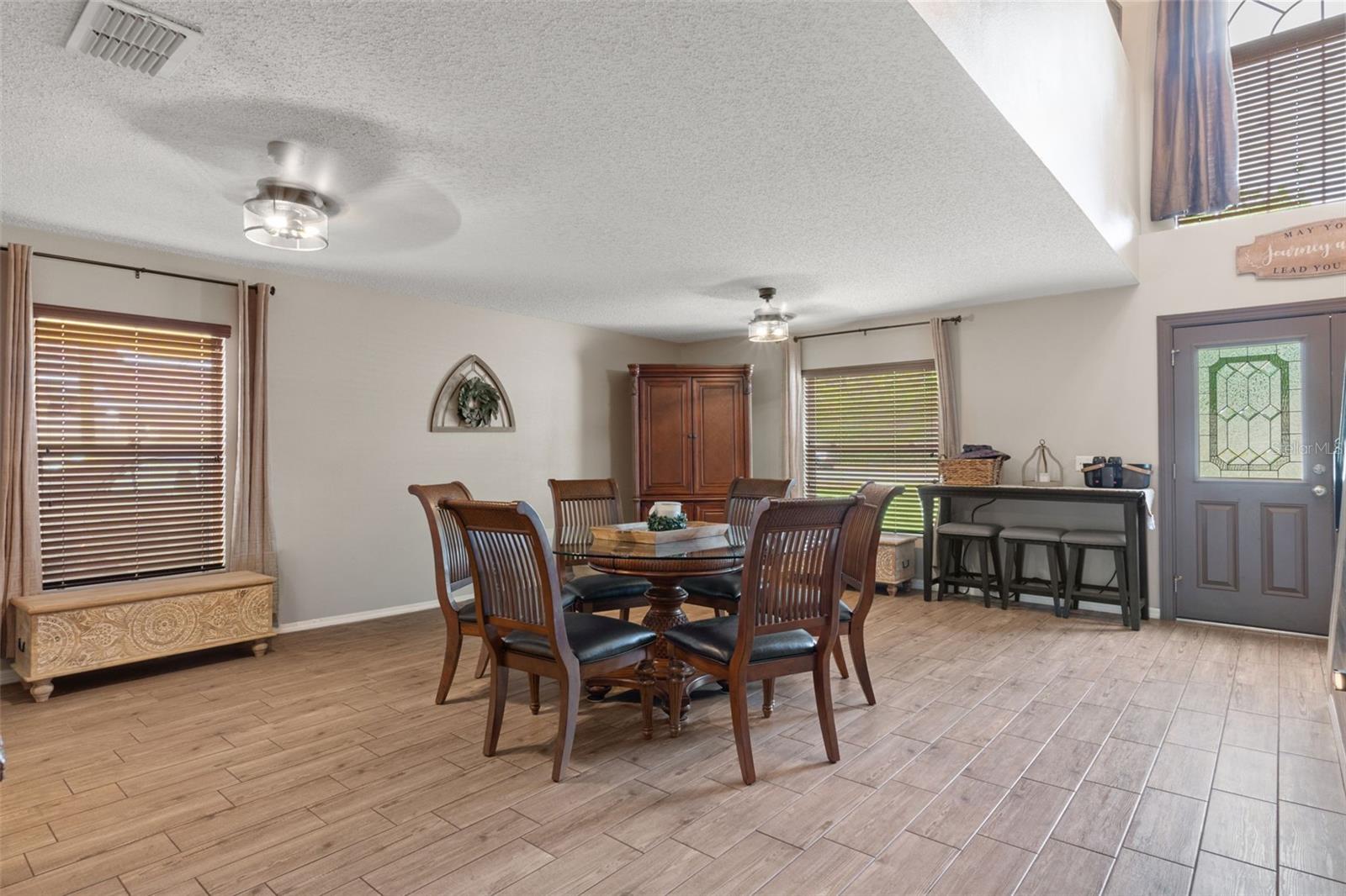 Image 9 of 68 For 2451 Deltona Boulevard