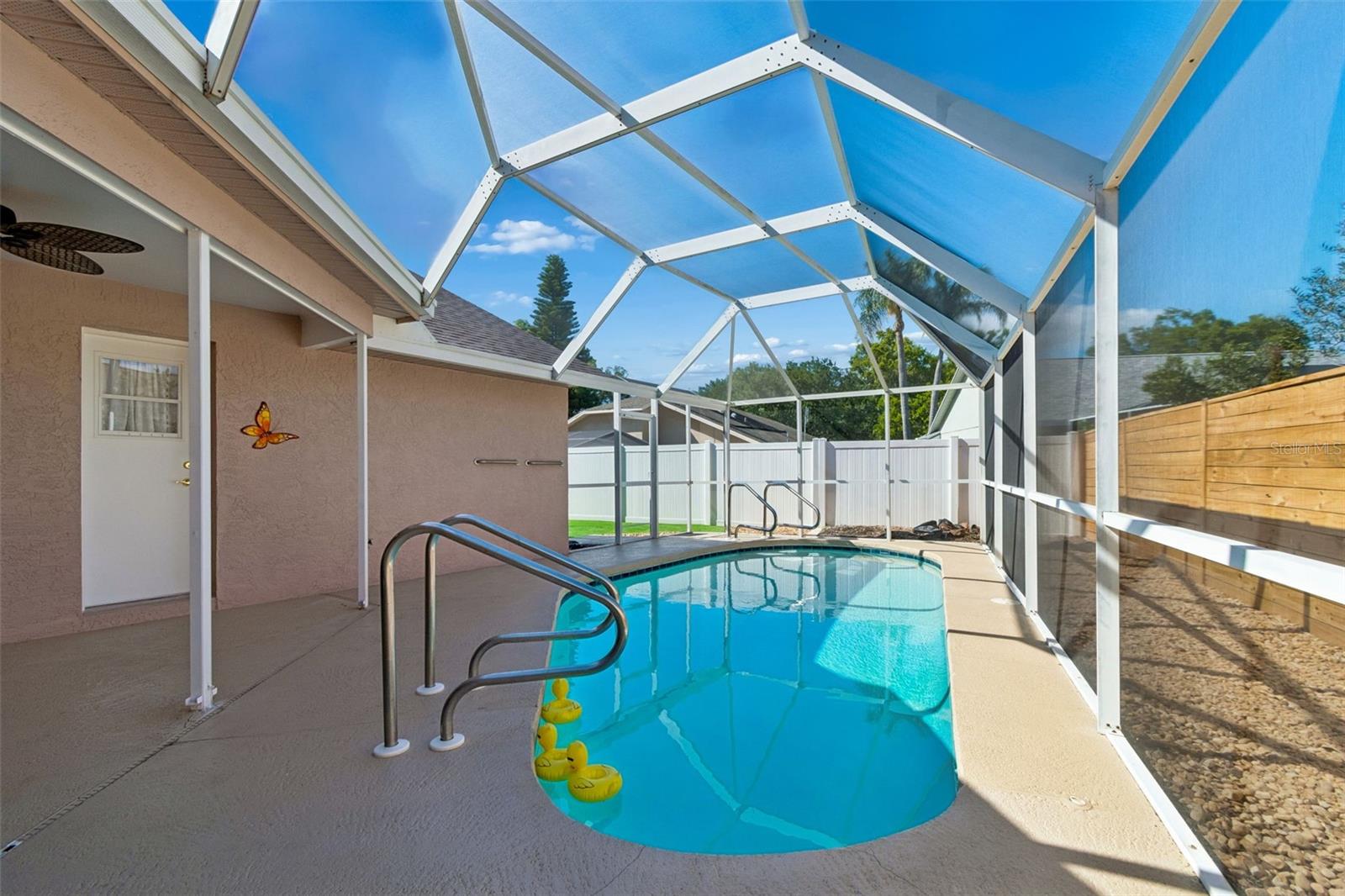 Image 11 of 35 For 907 Brittany Park Boulevard