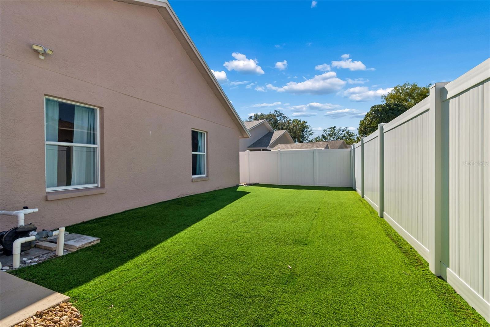 Image 13 of 35 For 907 Brittany Park Boulevard