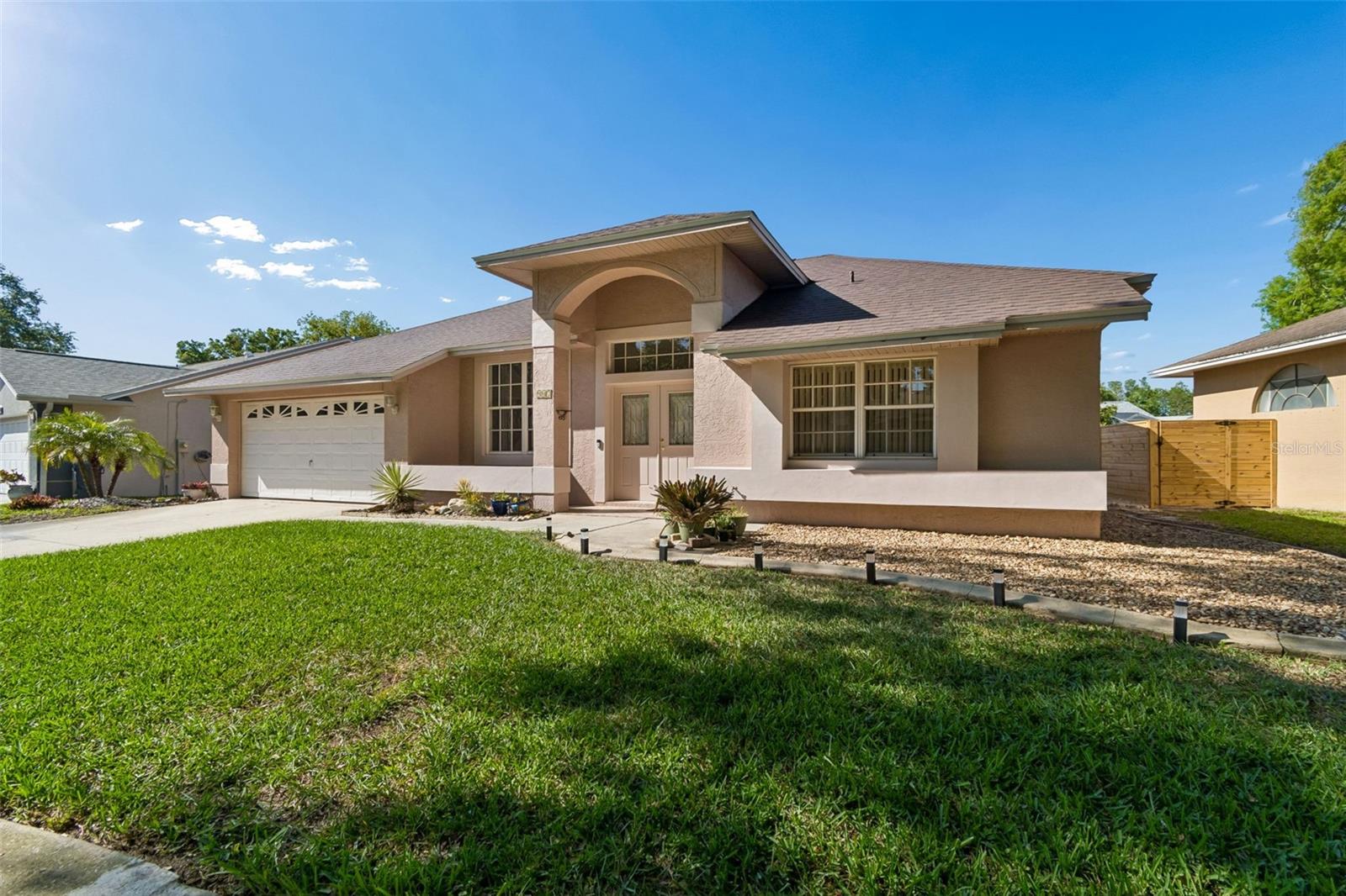 Image 2 of 35 For 907 Brittany Park Boulevard
