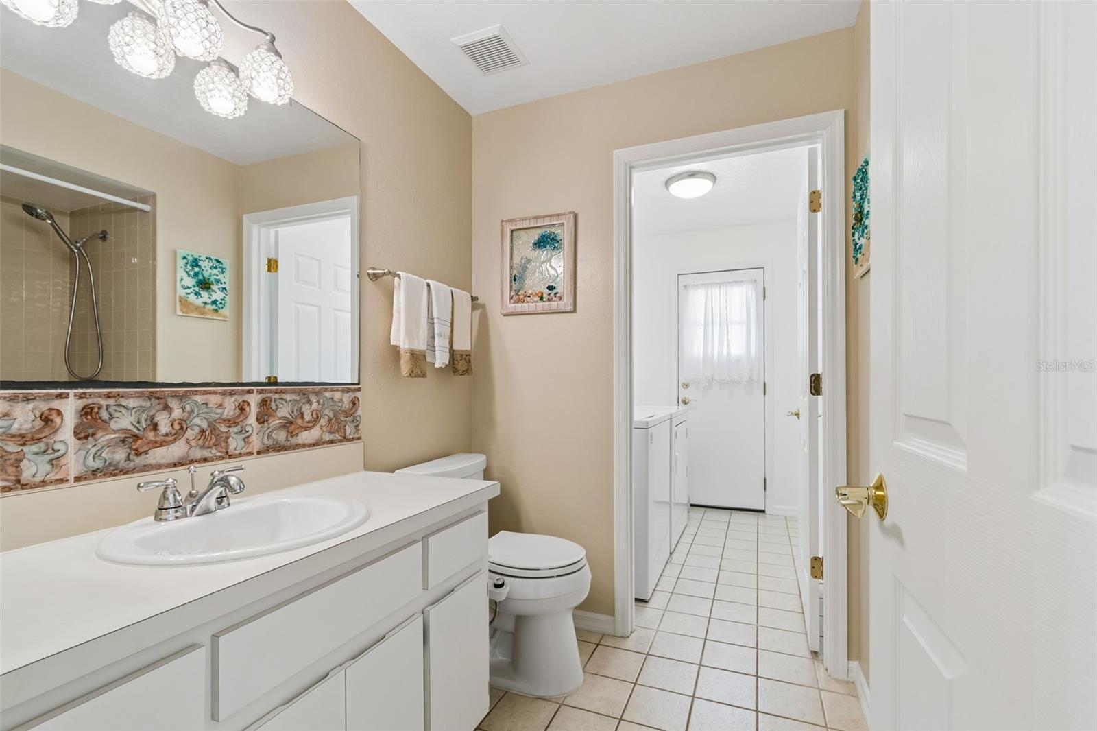 Image 24 of 35 For 907 Brittany Park Boulevard