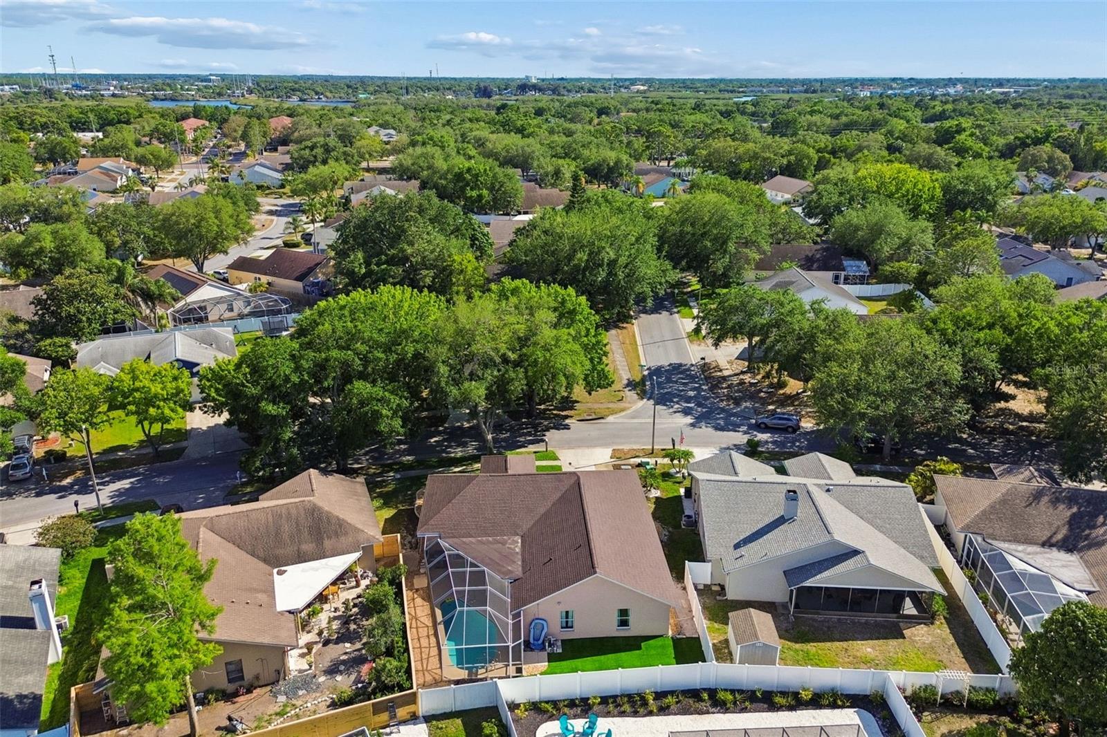 Image 33 of 35 For 907 Brittany Park Boulevard