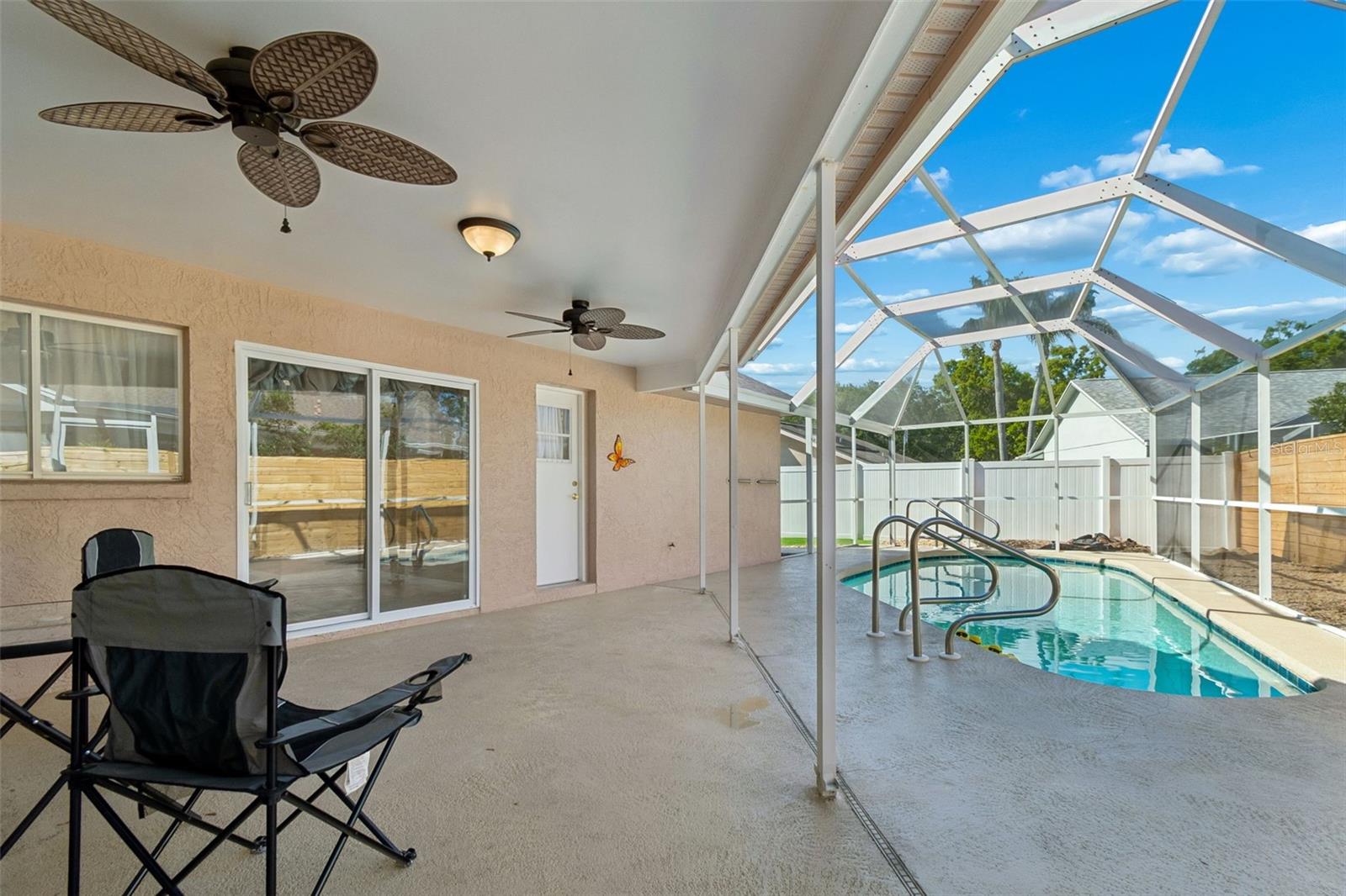 Image 8 of 35 For 907 Brittany Park Boulevard