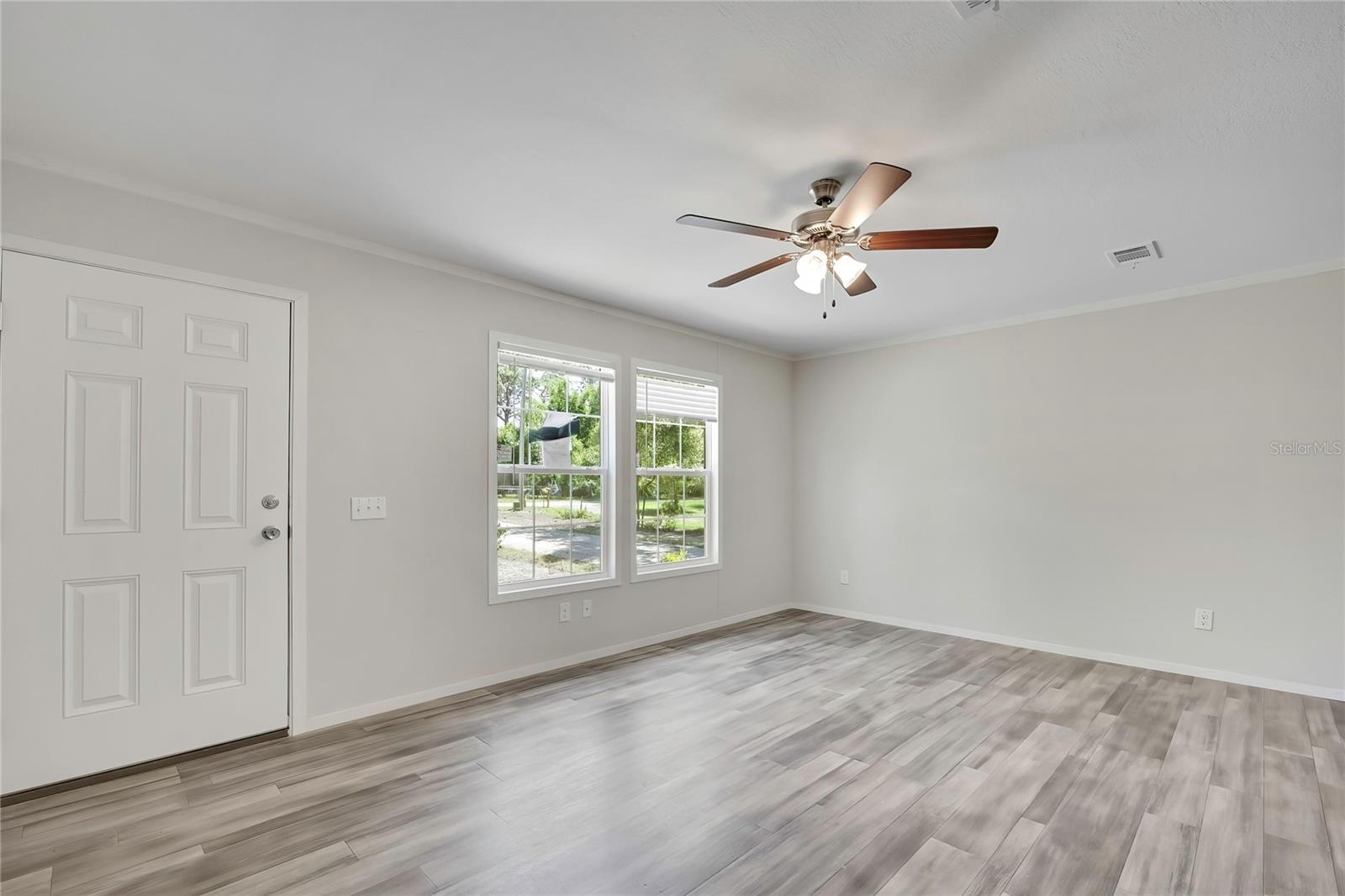 Image 11 of 37 For 4540 Winchester Terrace