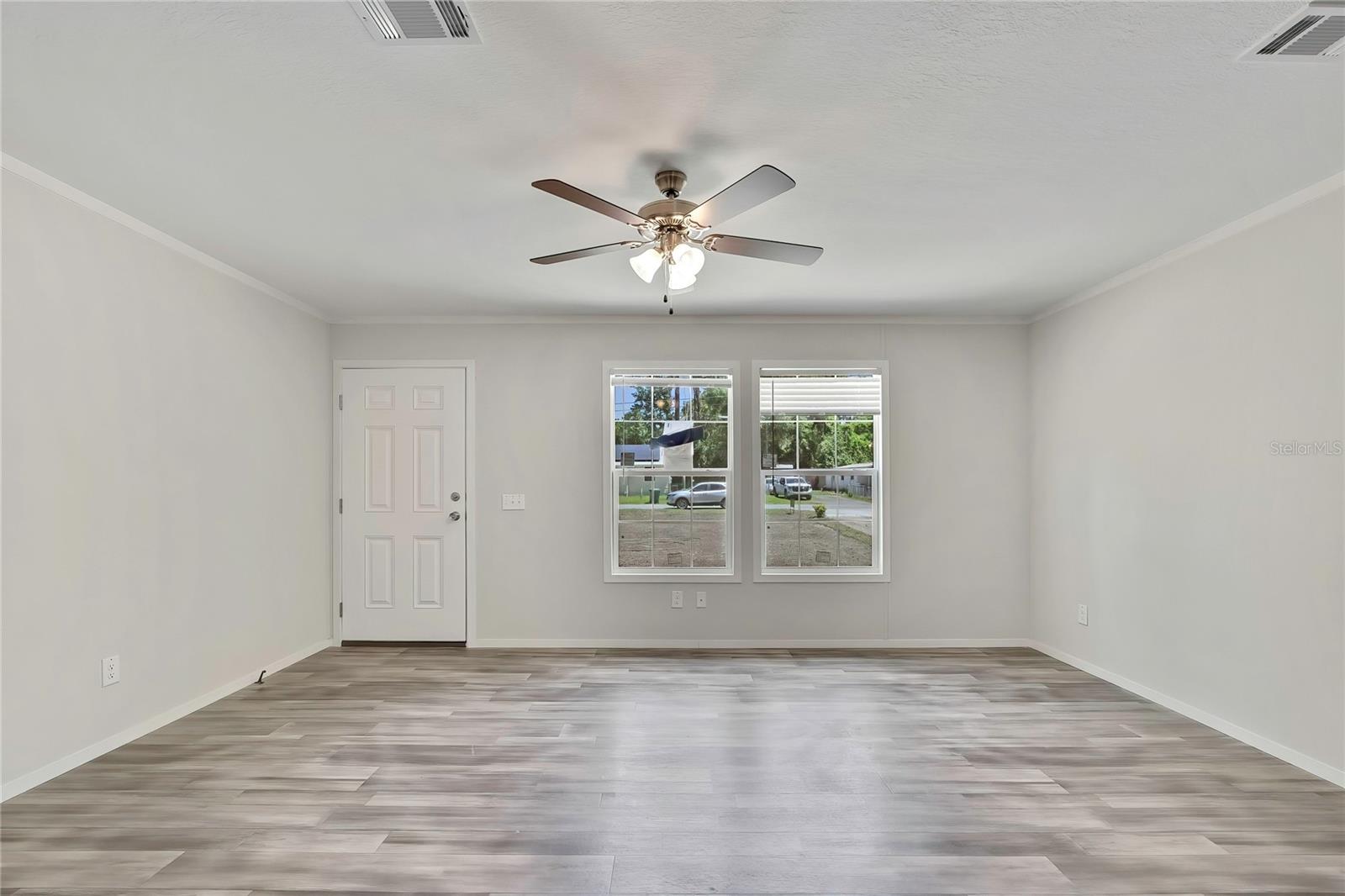 Image 12 of 37 For 4540 Winchester Terrace