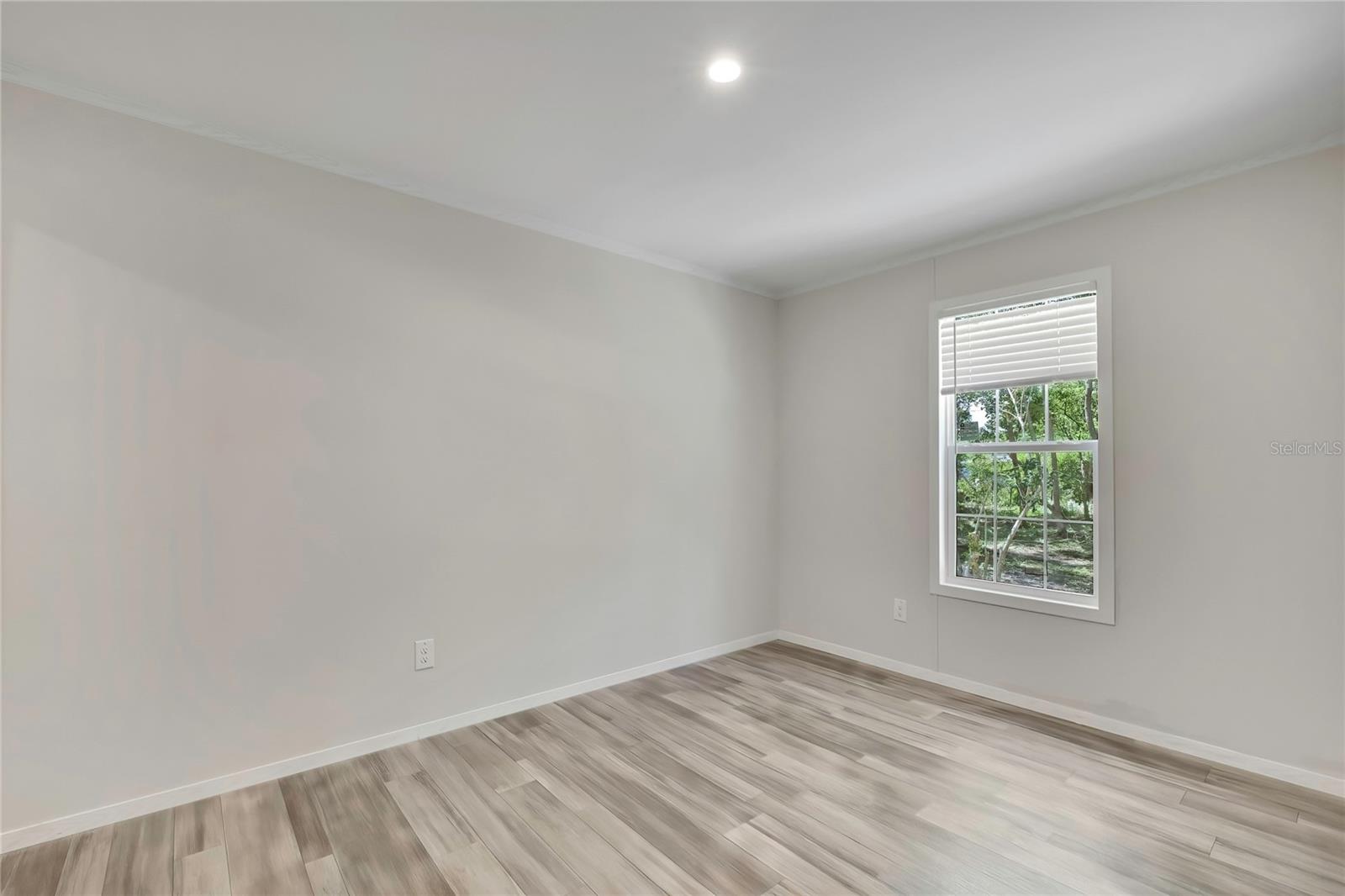 Image 22 of 37 For 4540 Winchester Terrace