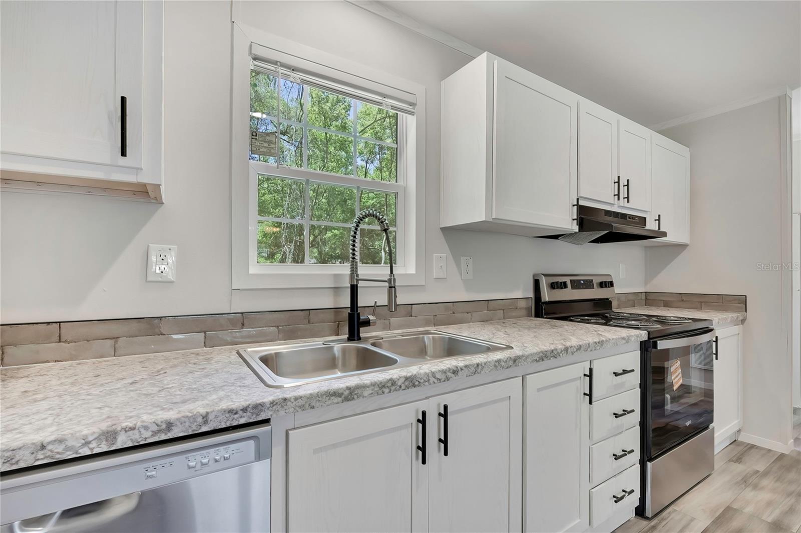 Image 4 of 37 For 4540 Winchester Terrace