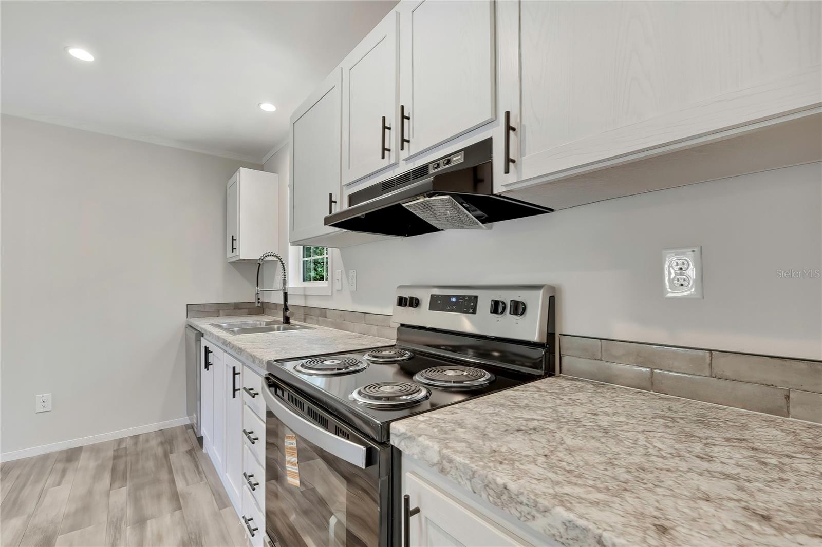 Image 6 of 37 For 4540 Winchester Terrace