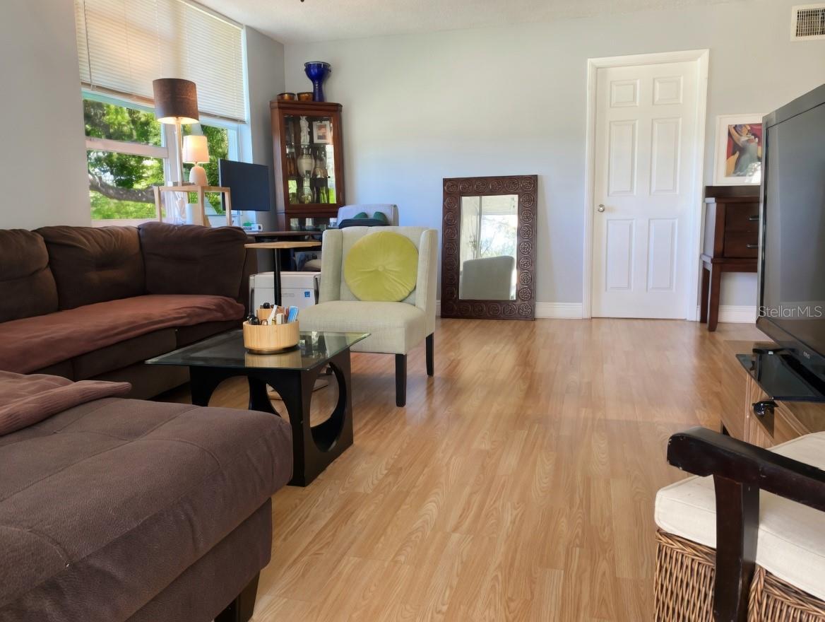 Image 2 of 36 For 9080 Lime Boulevard 307