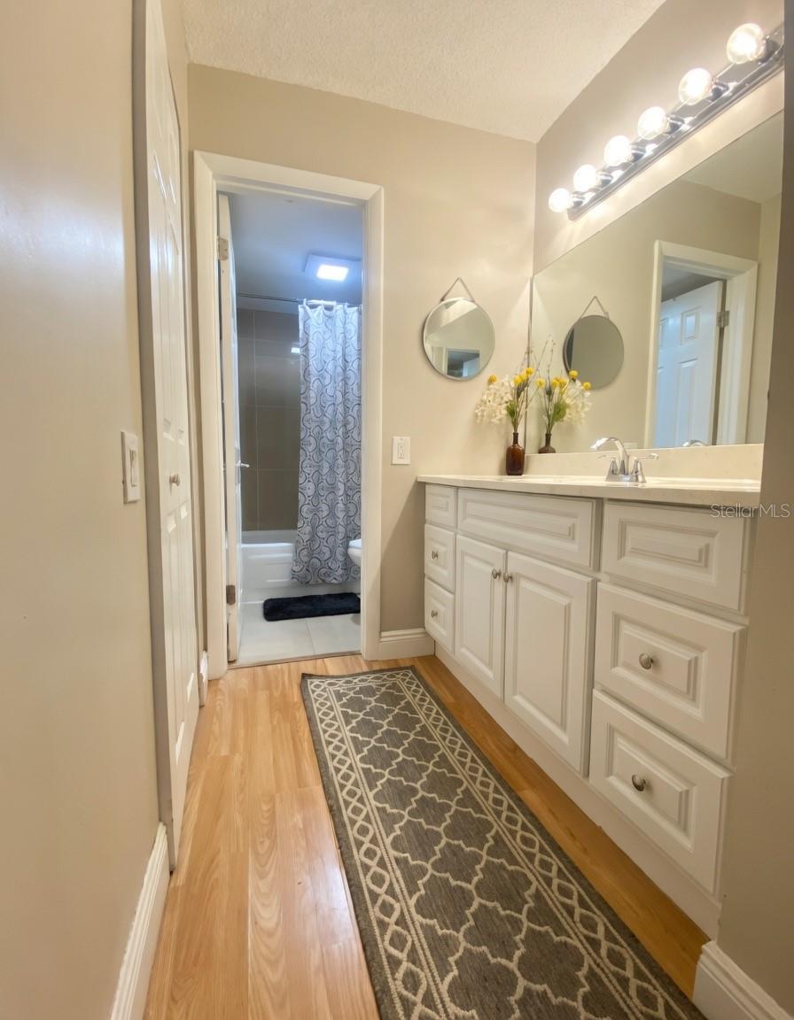 Image 21 of 36 For 9080 Lime Boulevard 307